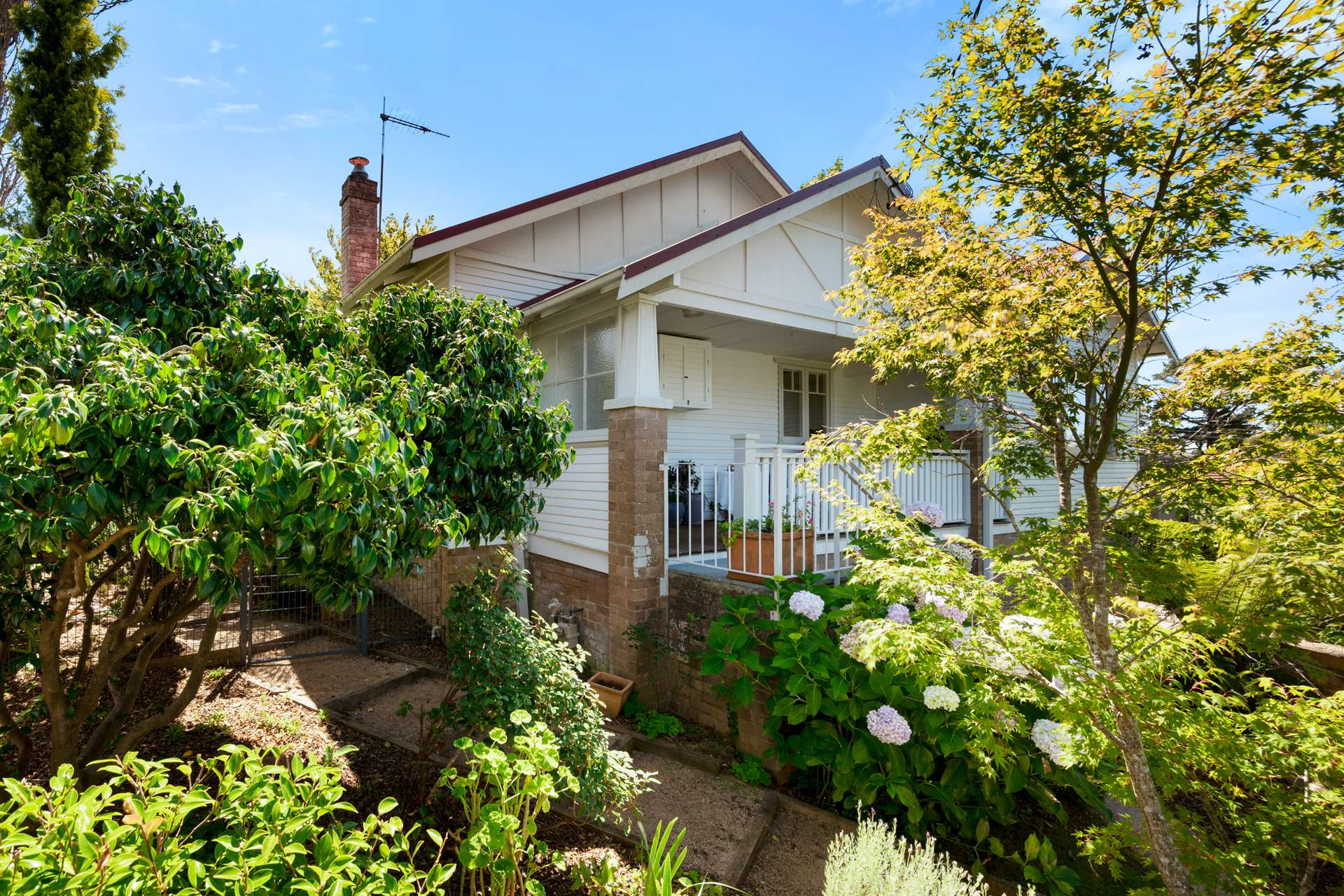 22 Warwick Street, Katoomba, NSW 2780 AUS