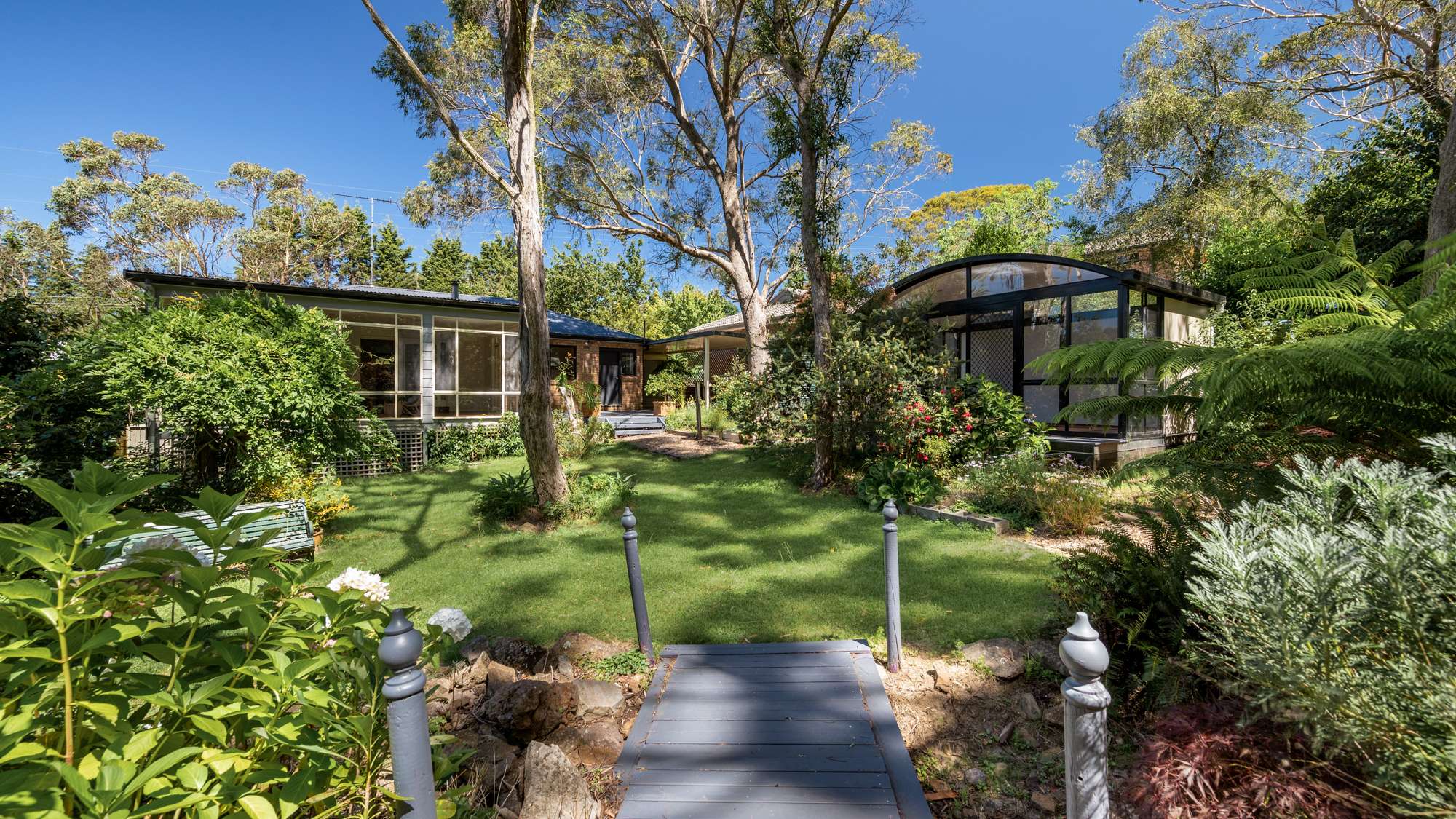 5 Cook Road, Wentworth Falls, NSW 2782 AUS