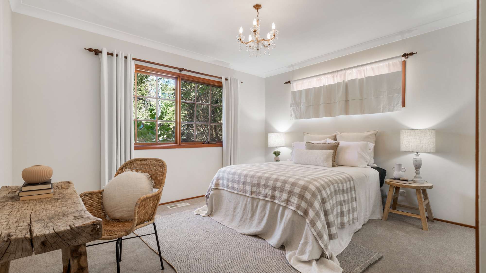 5 Cook Road, Wentworth Falls, NSW 2782 AUS