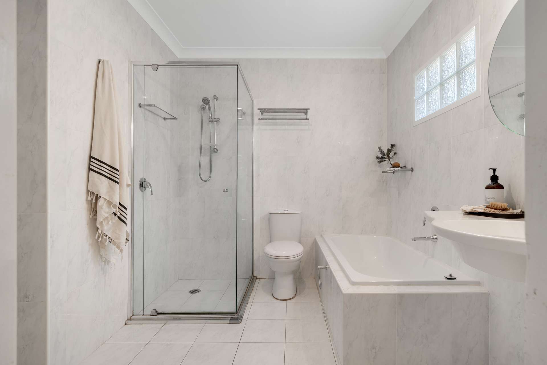 5 Cook Road, Wentworth Falls, NSW 2782 AUS