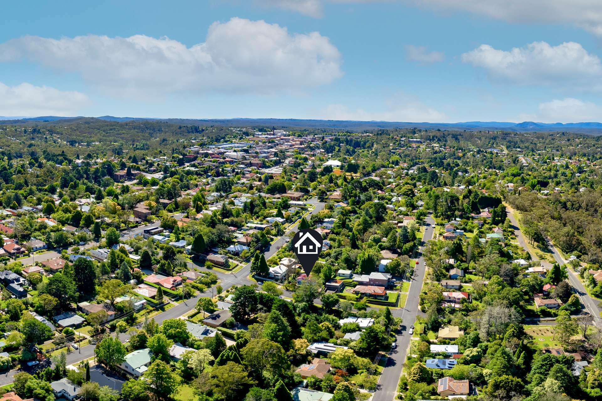 22 Warwick Street, Katoomba, NSW 2780 AUS
