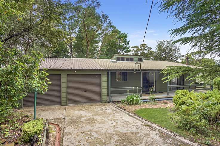 33 Fourth Avenue, Katoomba, NSW 2780 AUS