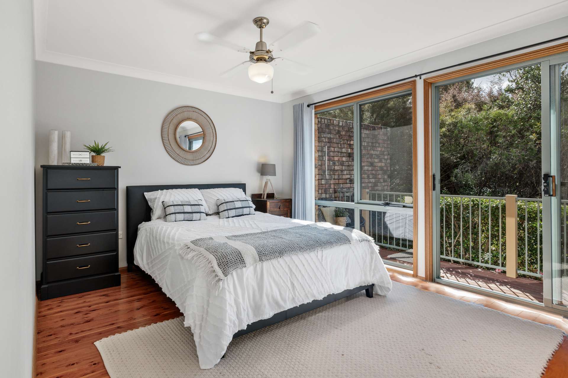 17 Sutton Street, Woodford, NSW 2778 AUS