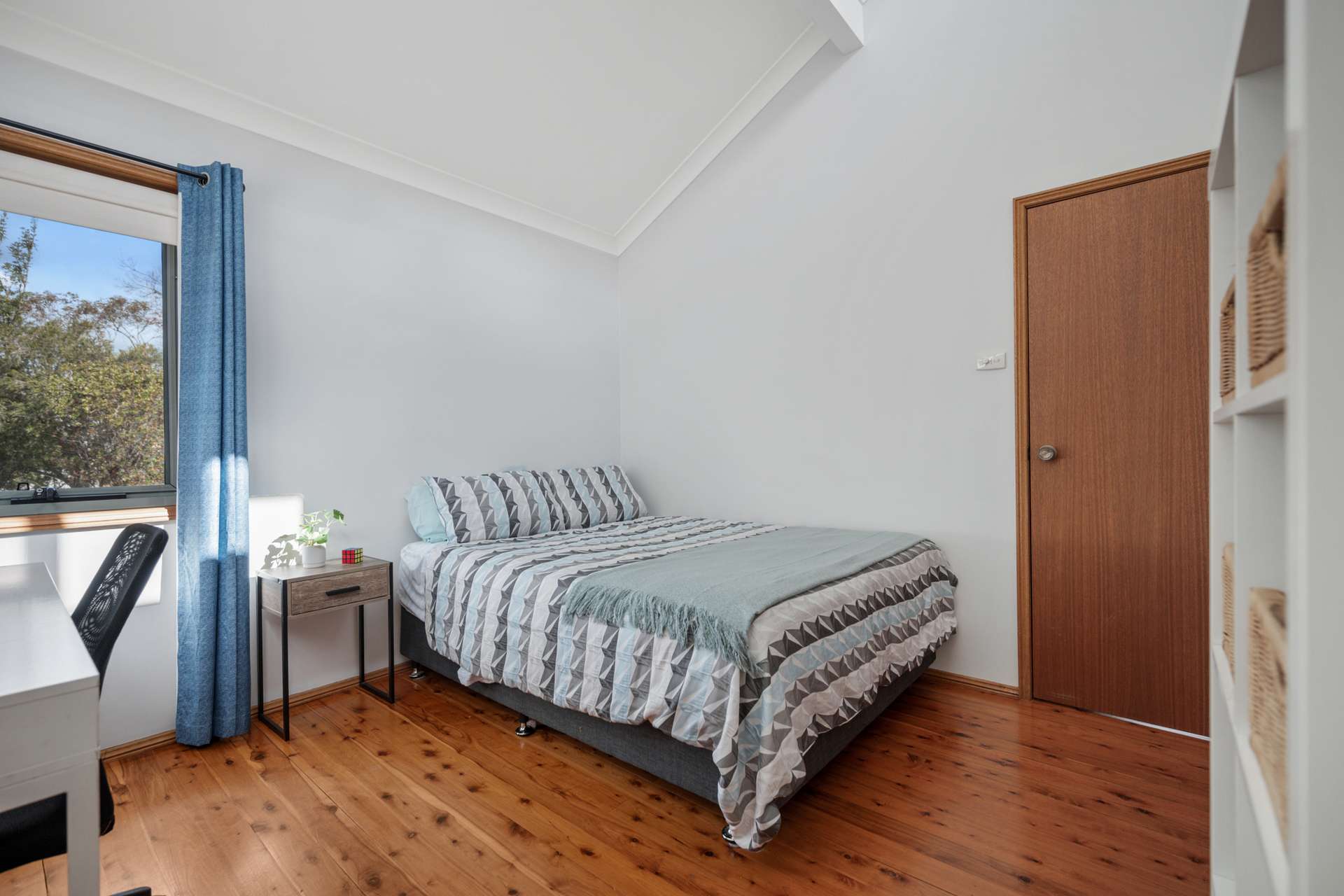 17 Sutton Street, Woodford, NSW 2778 AUS