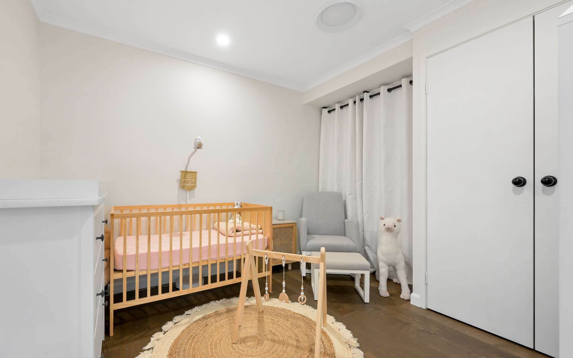 35 St Andrews Avenue, Blackheath, NSW 2785 AUS