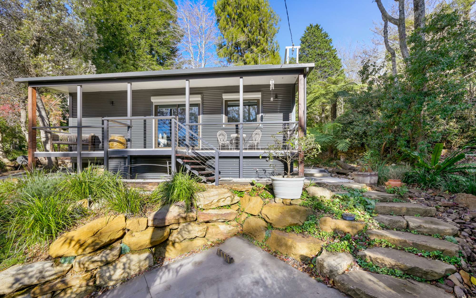 6 Rozelle Street, Wentworth Falls, NSW 2782 AUS