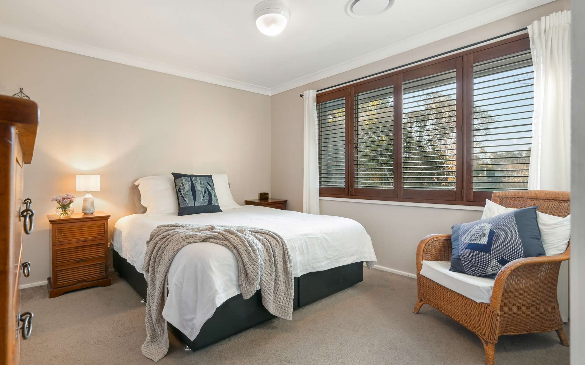 74 Fletcher Street, Wentworth Falls, NSW 2782 AUS
