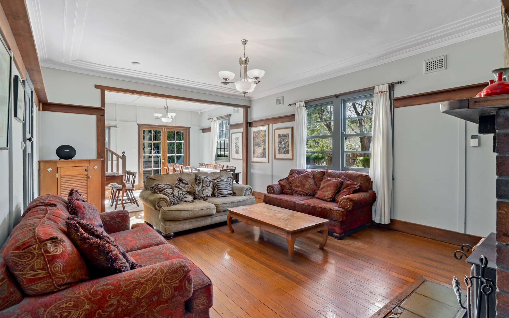 49 Darley Street, Katoomba, NSW 2780 AUS