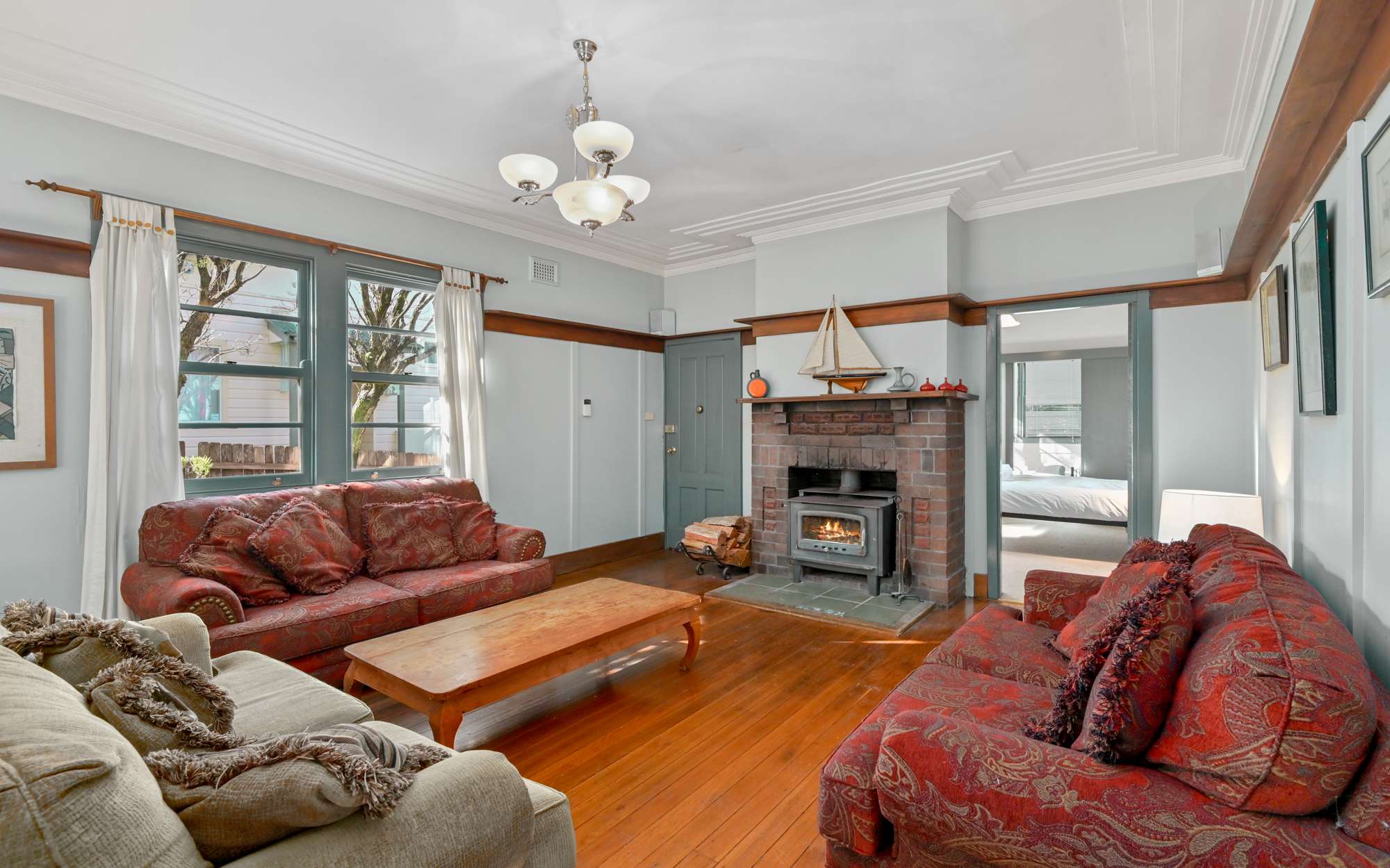 49 Darley Street, Katoomba, NSW 2780 AUS