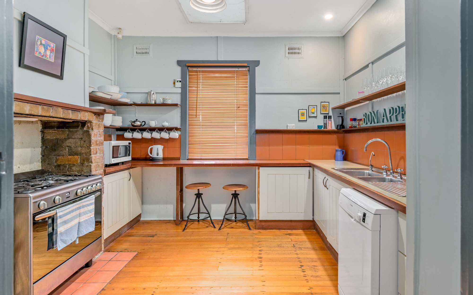 49 Darley Street, Katoomba, NSW 2780 AUS