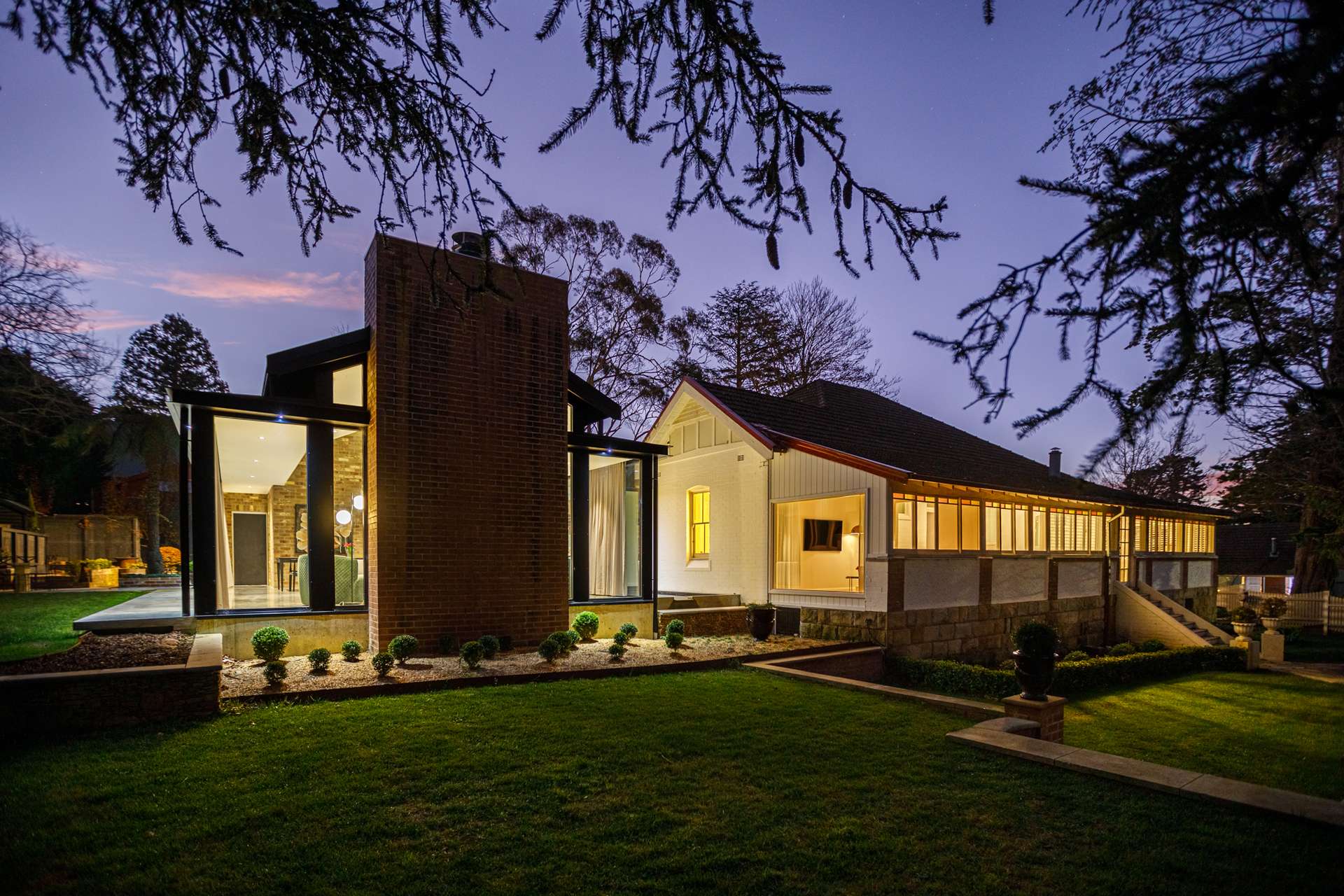 20-22 Backhouse Street, Wentworth Falls, NSW 2782 AUS