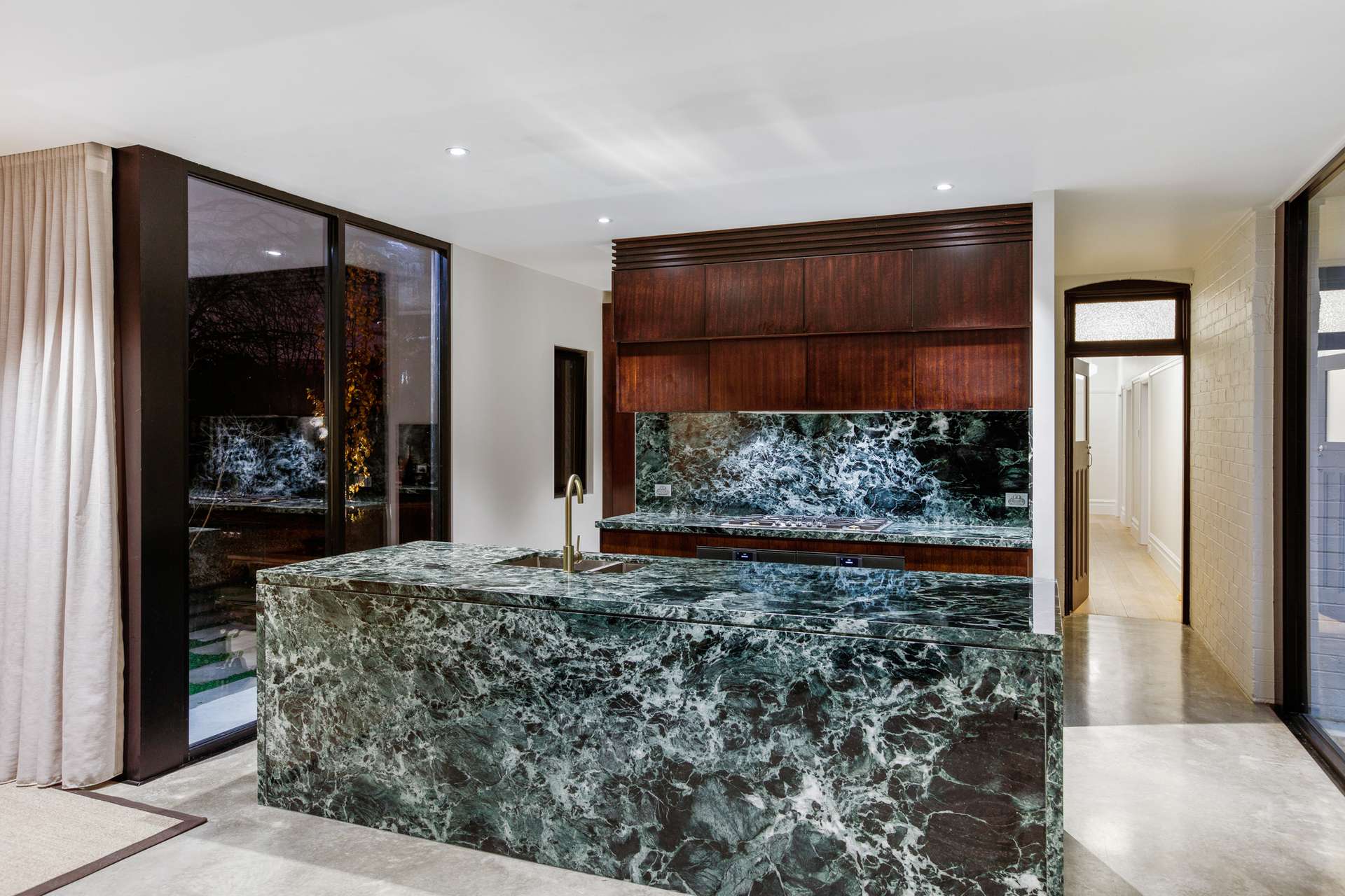 20-22 Backhouse Street, Wentworth Falls, NSW 2782 AUS