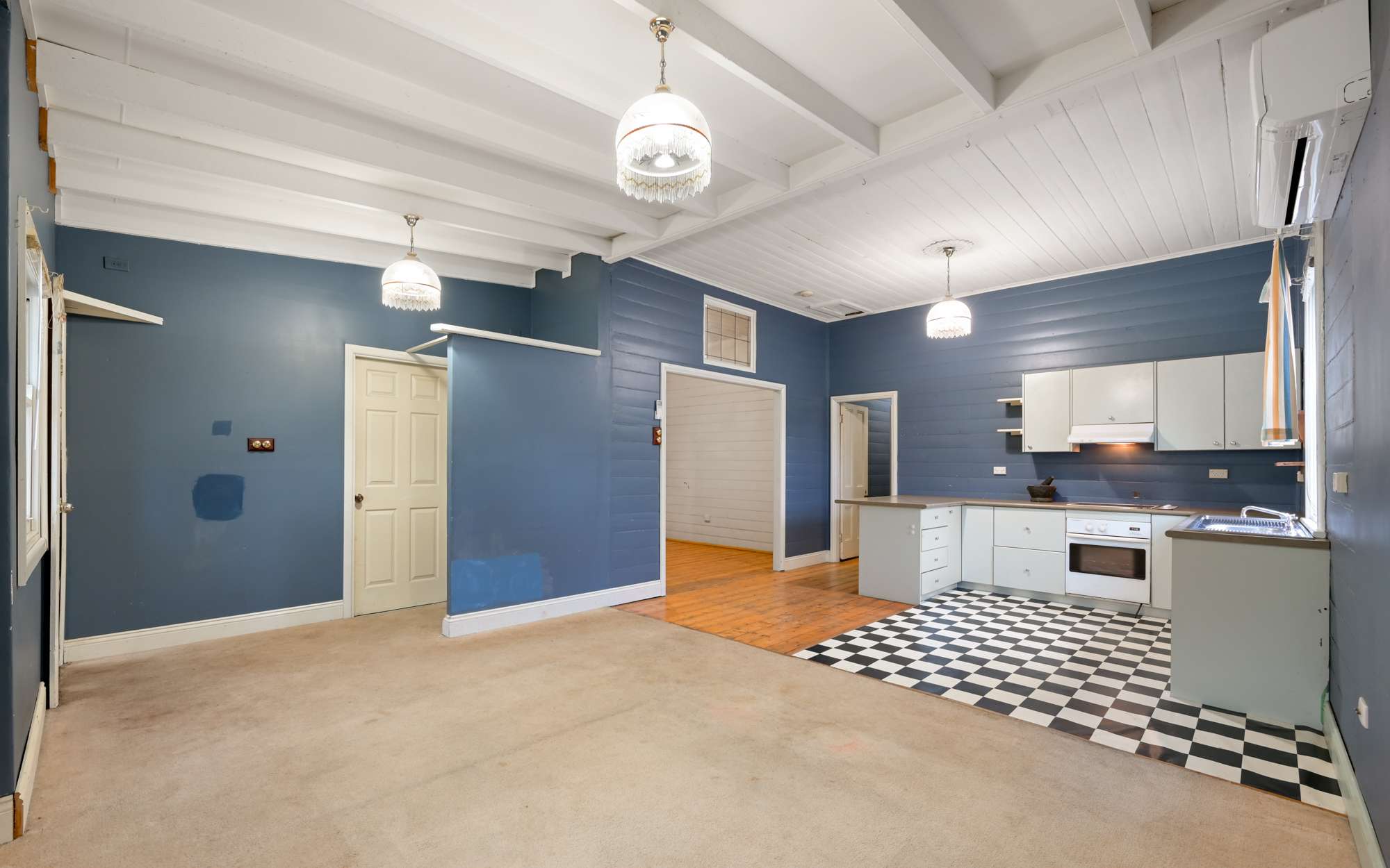 49 Megalong Street, Katoomba, NSW 2780 AUS