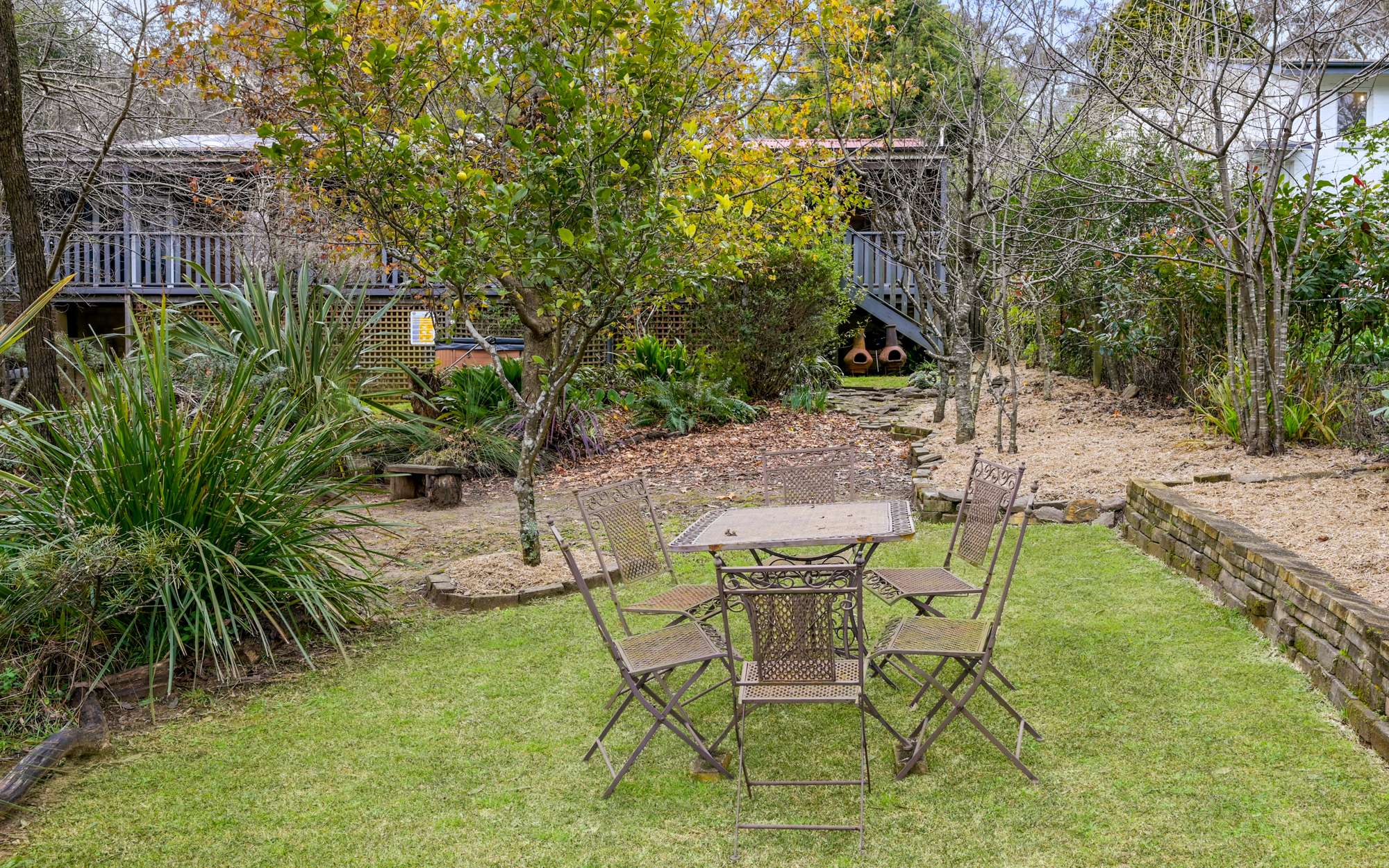 64 Queens Road, Leura, NSW 2780 AUS