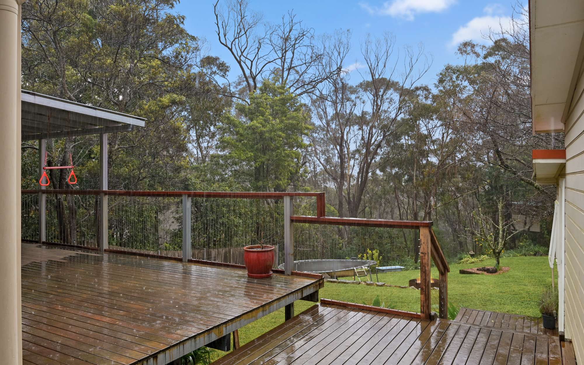 31 Genevieve Road, Bullaburra, NSW 2784 AUS