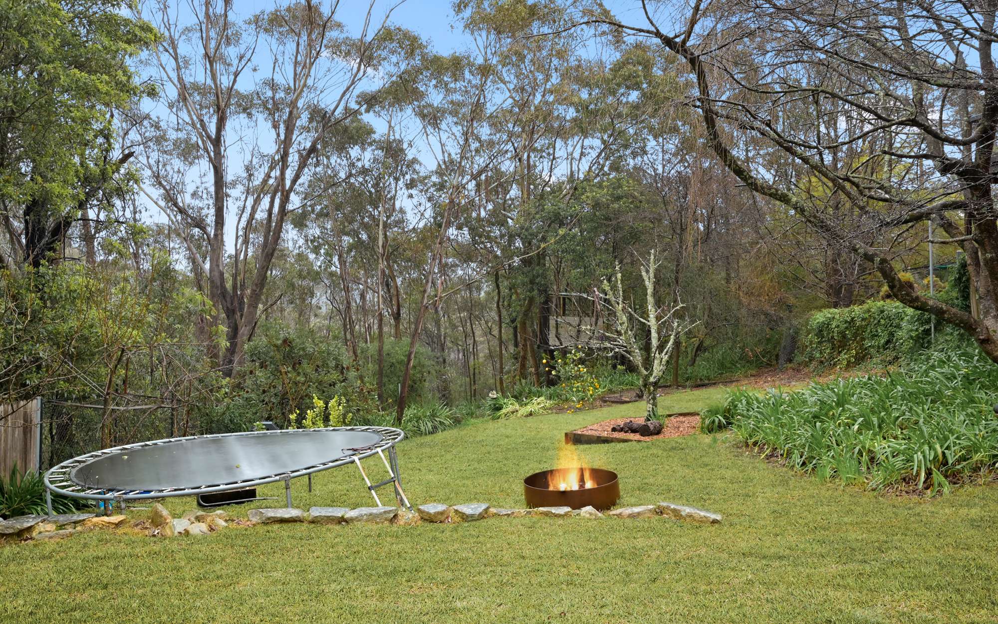 31 Genevieve Road, Bullaburra, NSW 2784 AUS