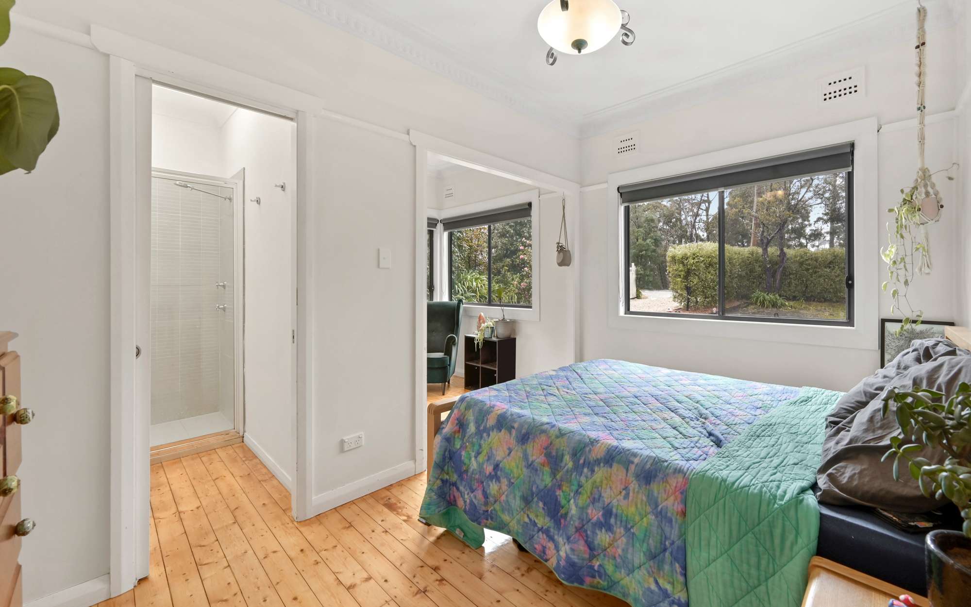 31 Genevieve Road, Bullaburra, NSW 2784 AUS