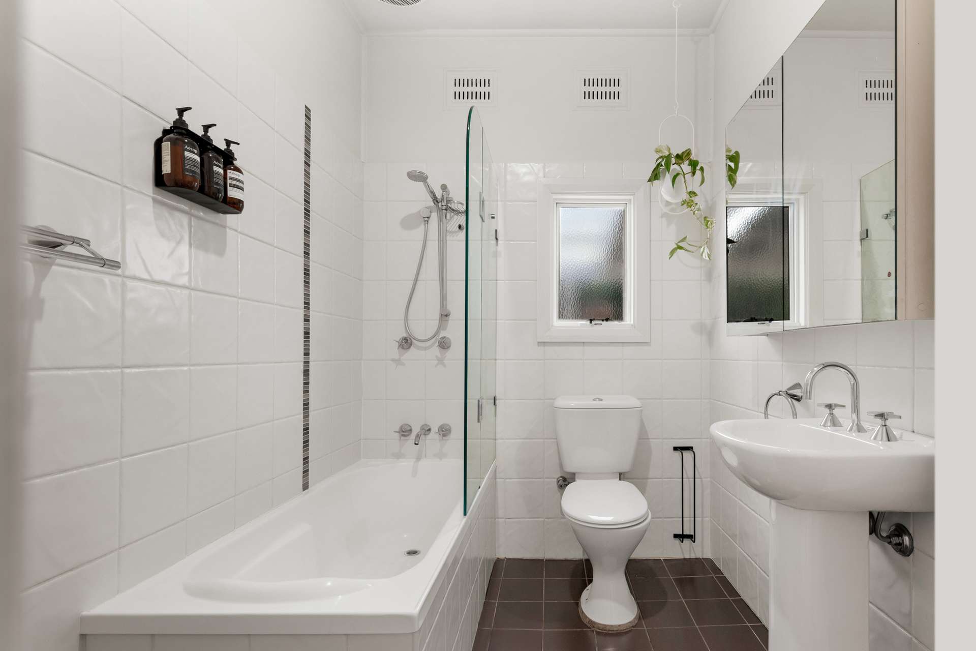 12 Rodova Street, Katoomba, NSW 2780 AUS