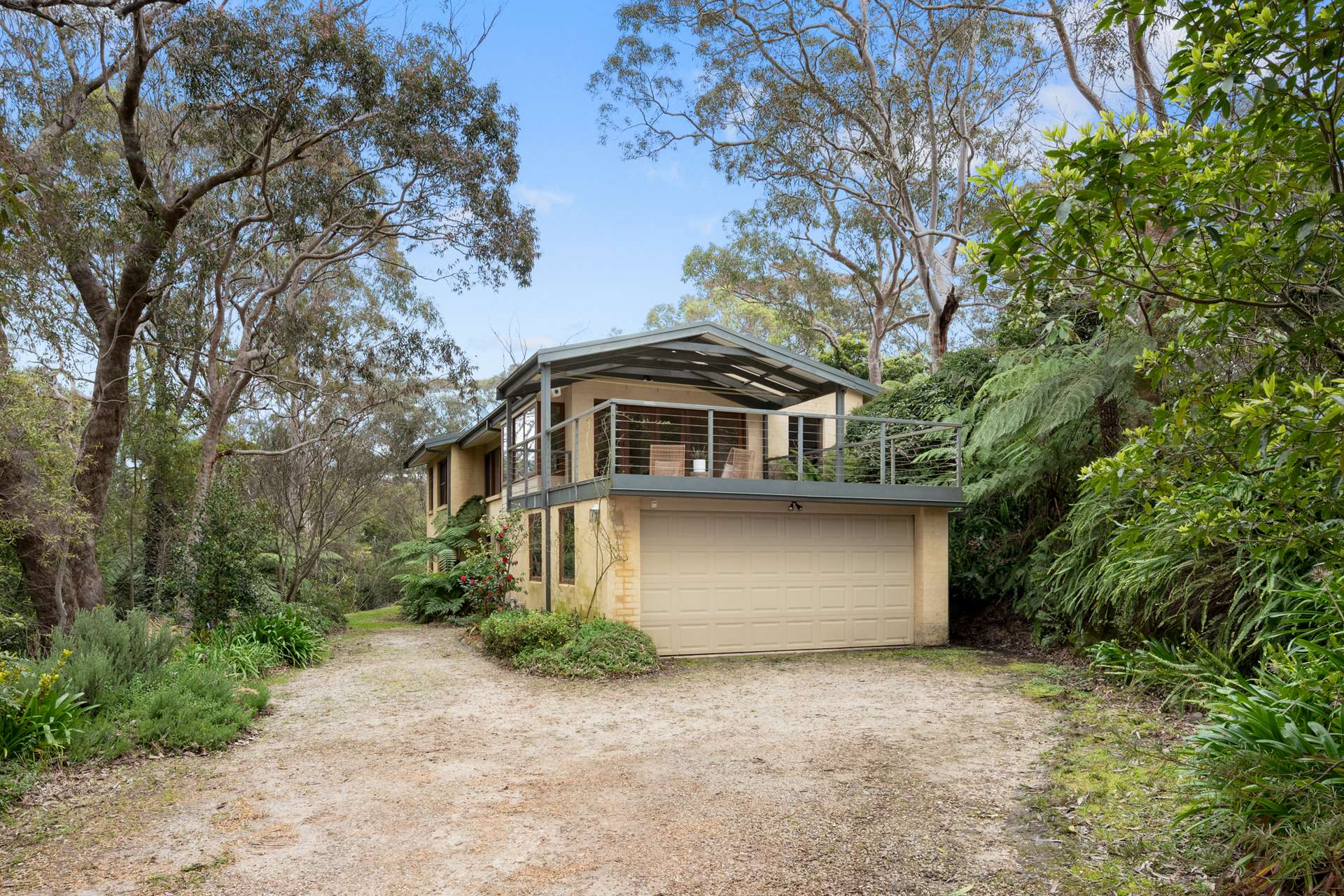 83 Genevieve Road, Bullaburra, NSW 2784 AUS