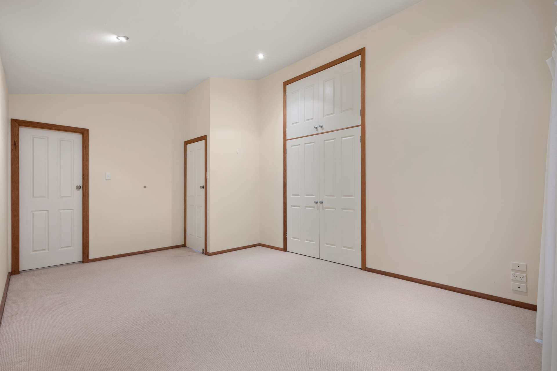 83 Genevieve Road, Bullaburra, NSW 2784 AUS