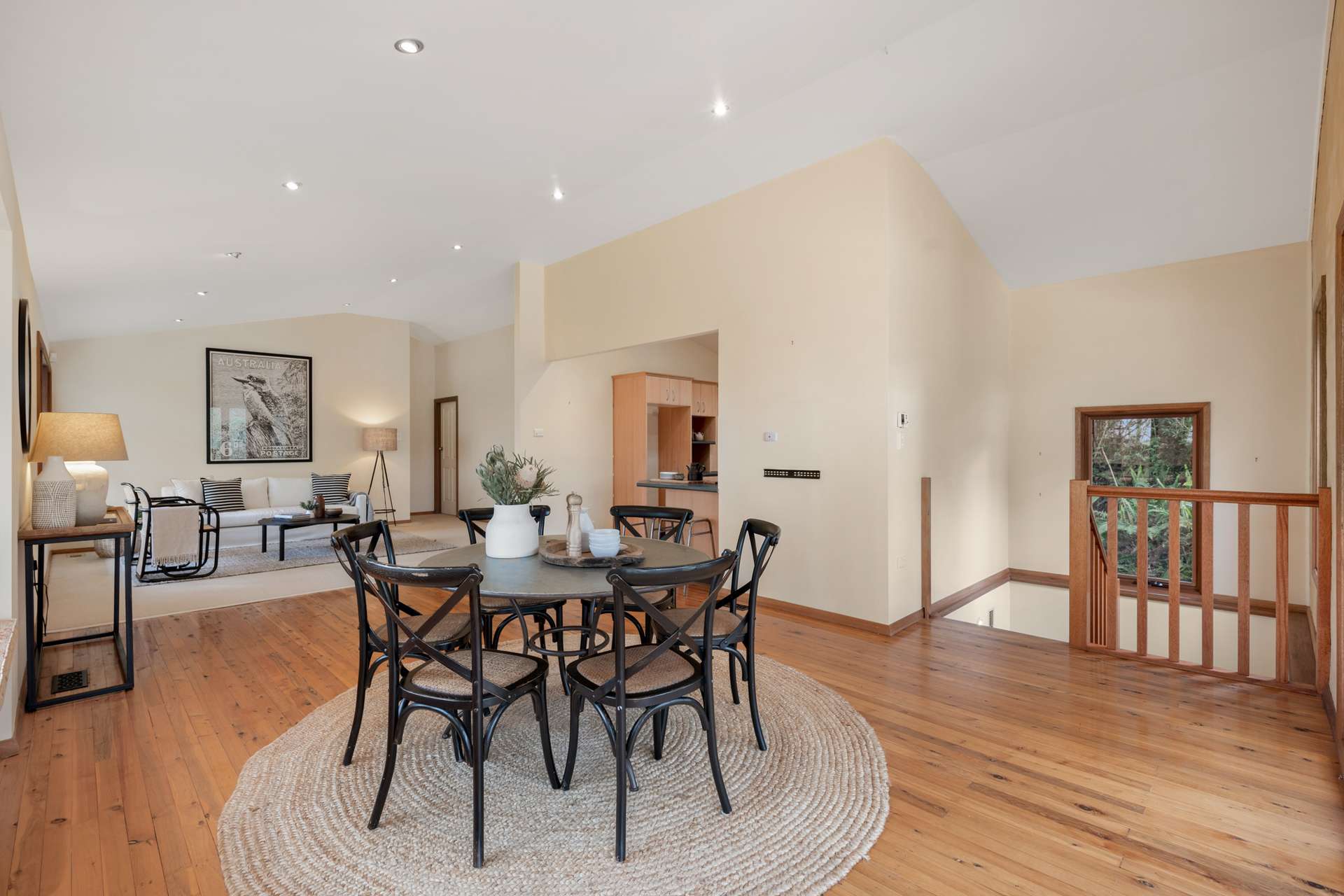 83 Genevieve Road, Bullaburra, NSW 2784 AUS