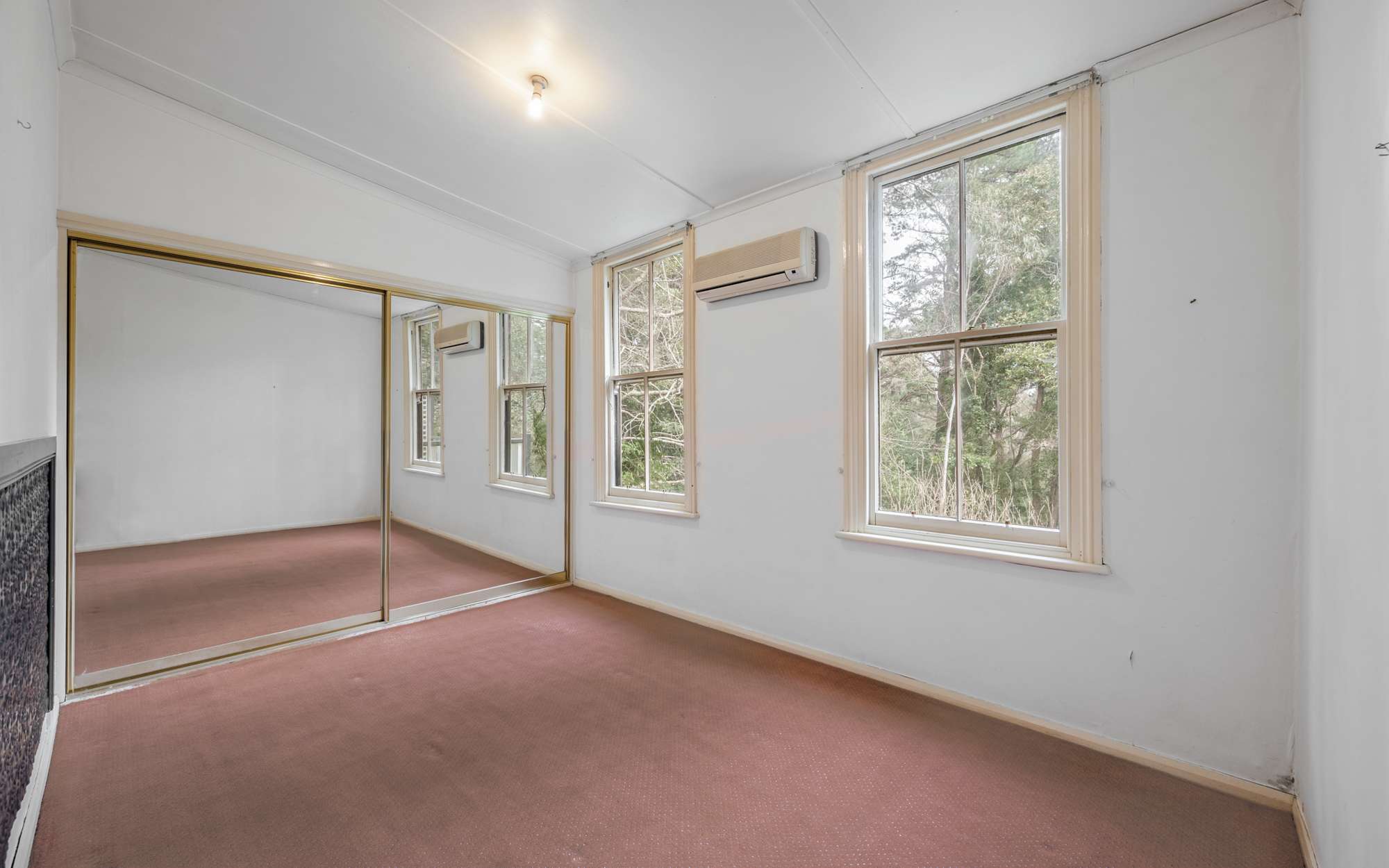 7 The Avenue, Wentworth Falls, NSW 2782 AUS