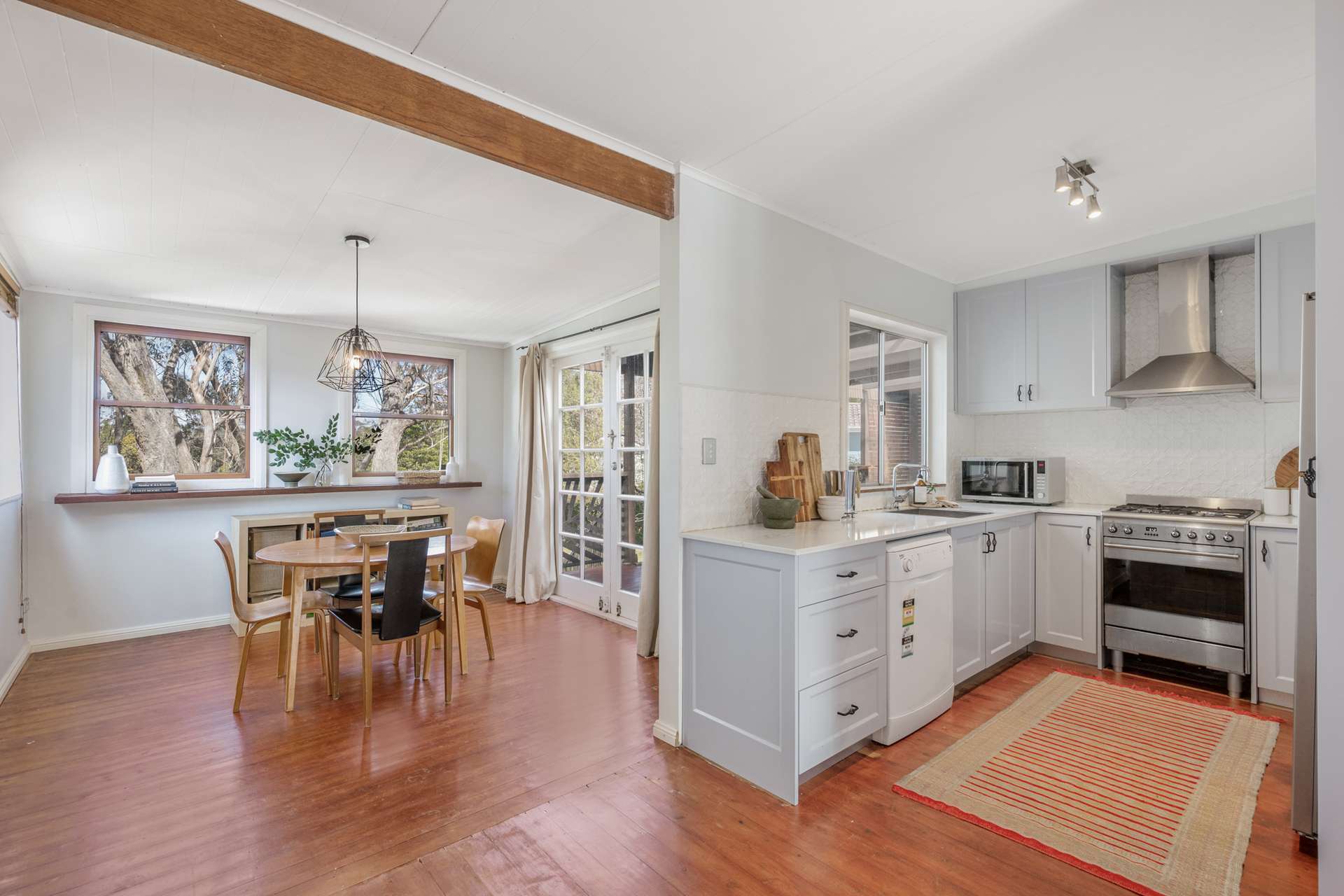 105 Henderson Road, Wentworth Falls, NSW 2782 AUS