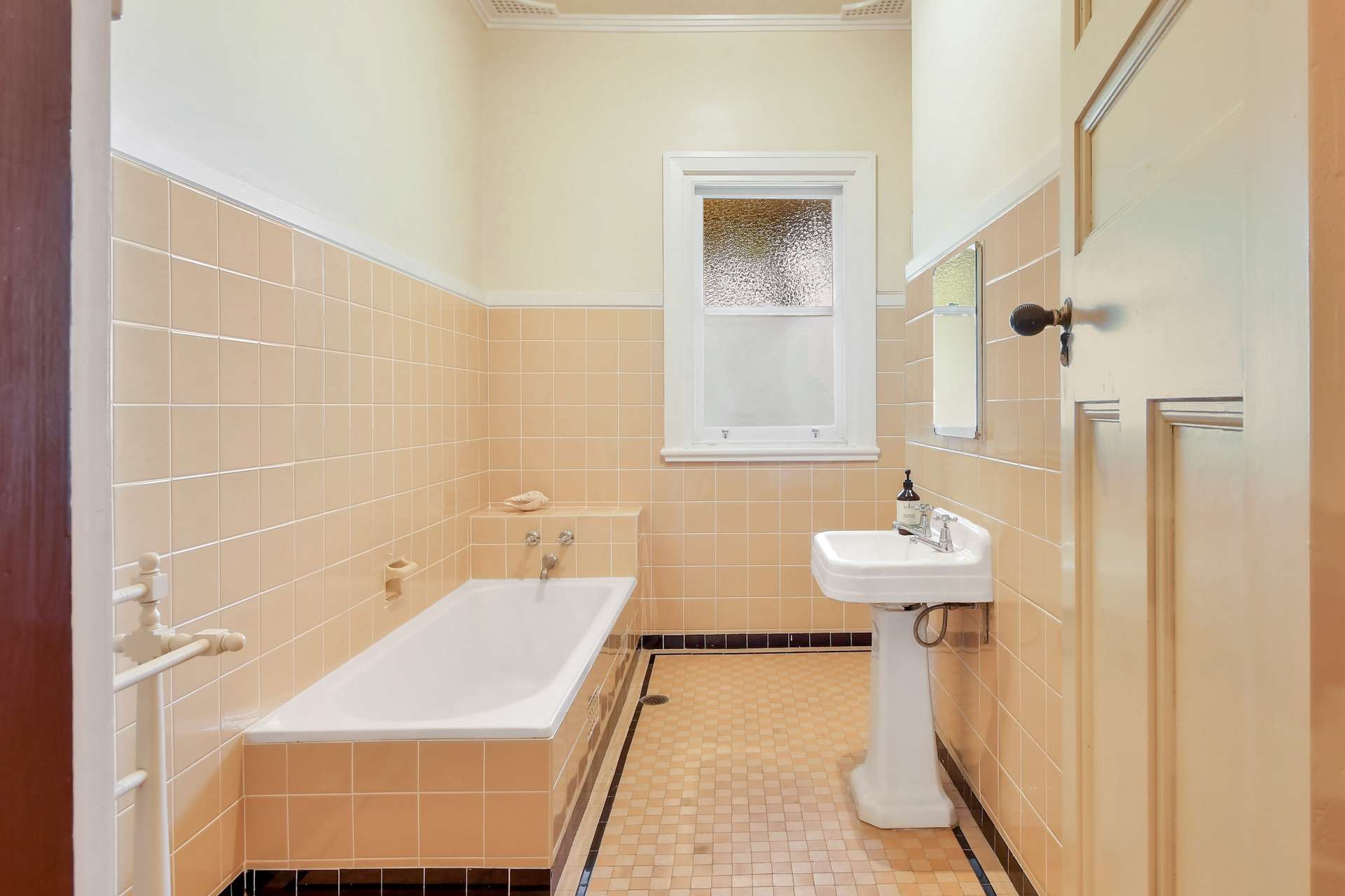 17 Britain Street, Leura, NSW 2780 AUS