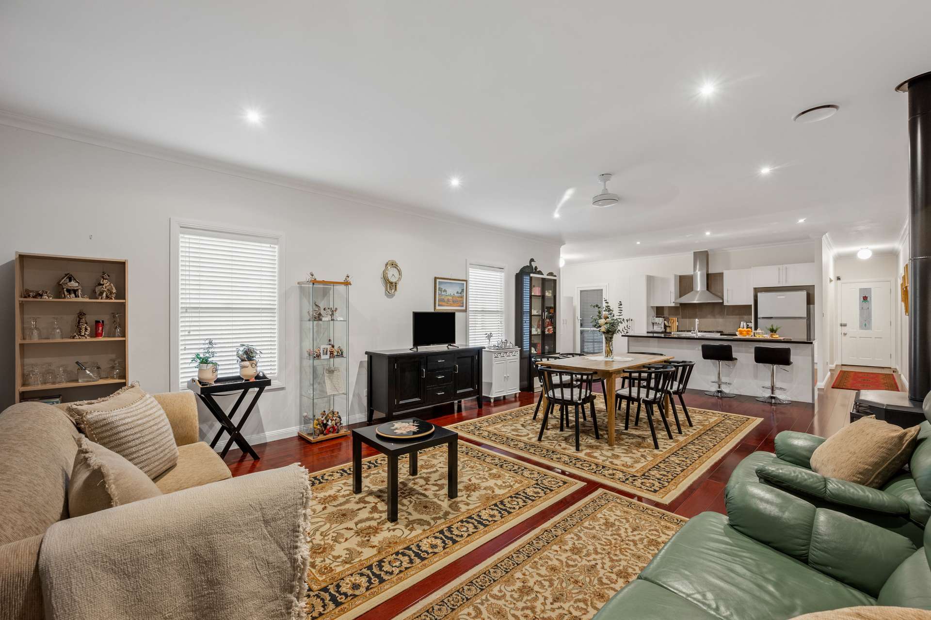 76 Barton Street, Katoomba, NSW 2780 AUS