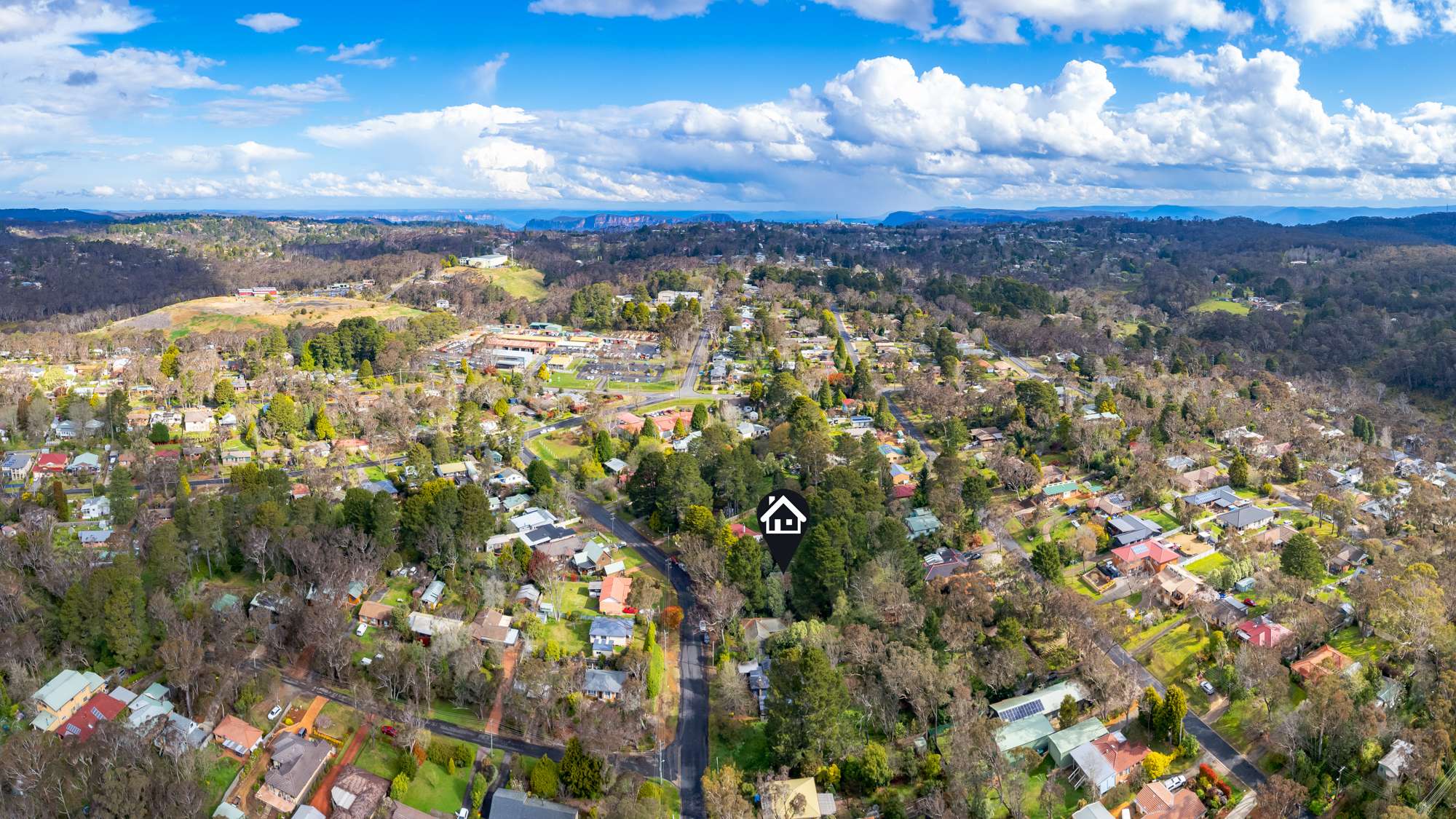 16 Fourth Avenue, Katoomba, NSW 2780 AUS
