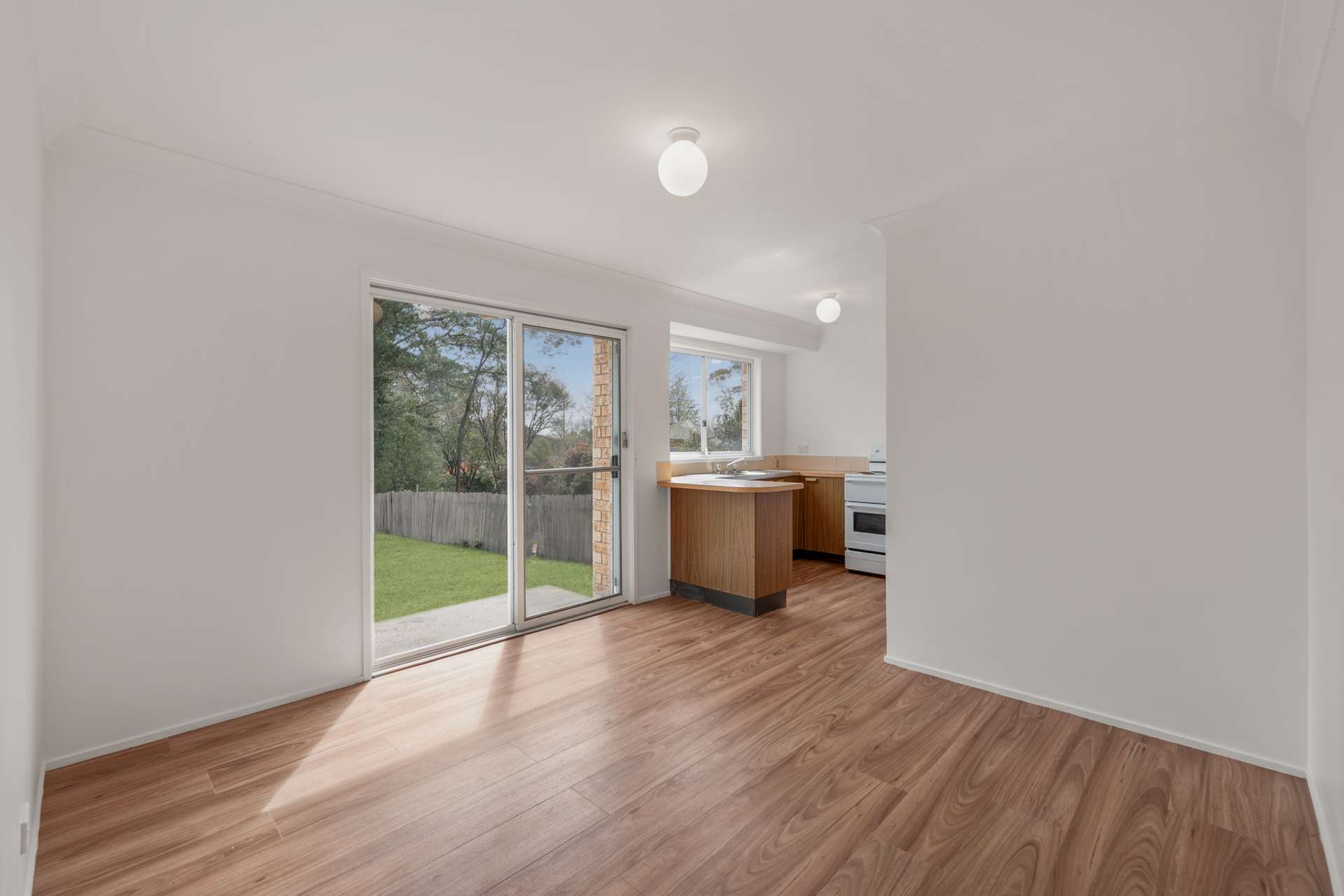 99 Sinclair Crescent, Wentworth Falls, NSW 2782 AUS