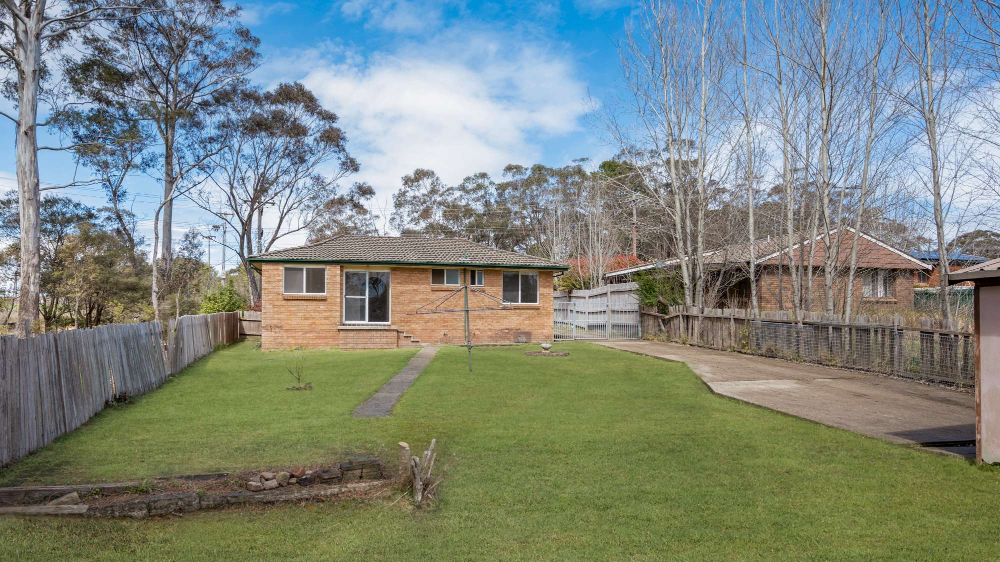 99 Sinclair Crescent, Wentworth Falls, NSW 2782 AUS