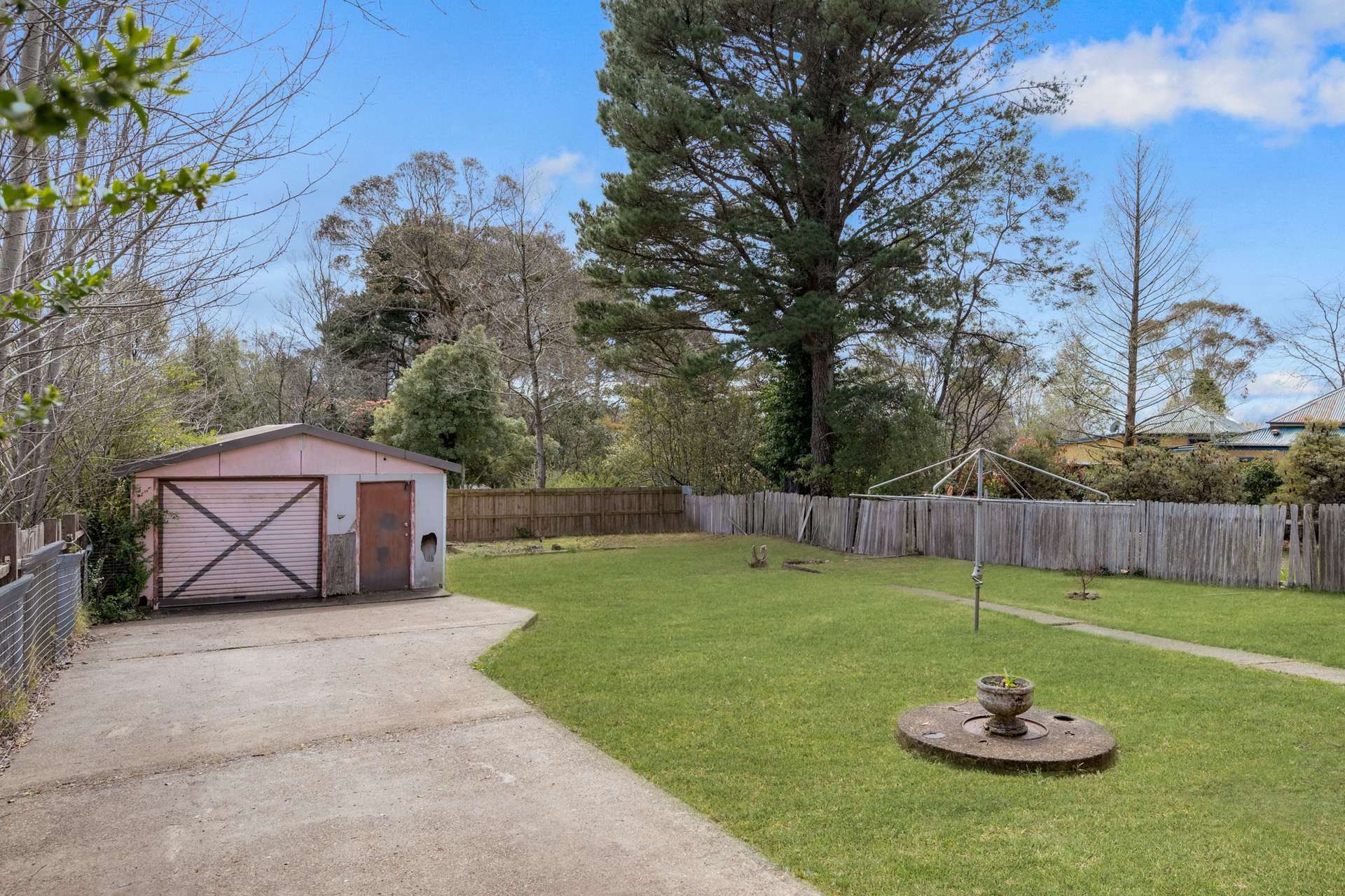 99 Sinclair Crescent, Wentworth Falls, NSW 2782 AUS