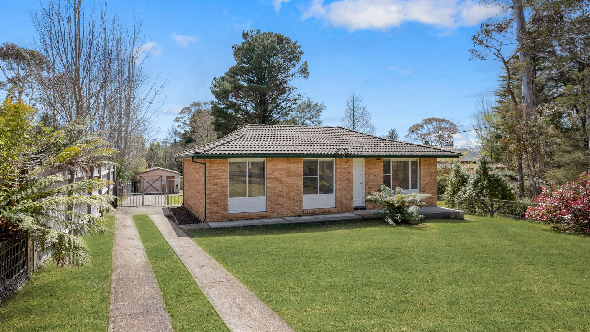 99 Sinclair Crescent, Wentworth Falls, NSW 2782 AUS