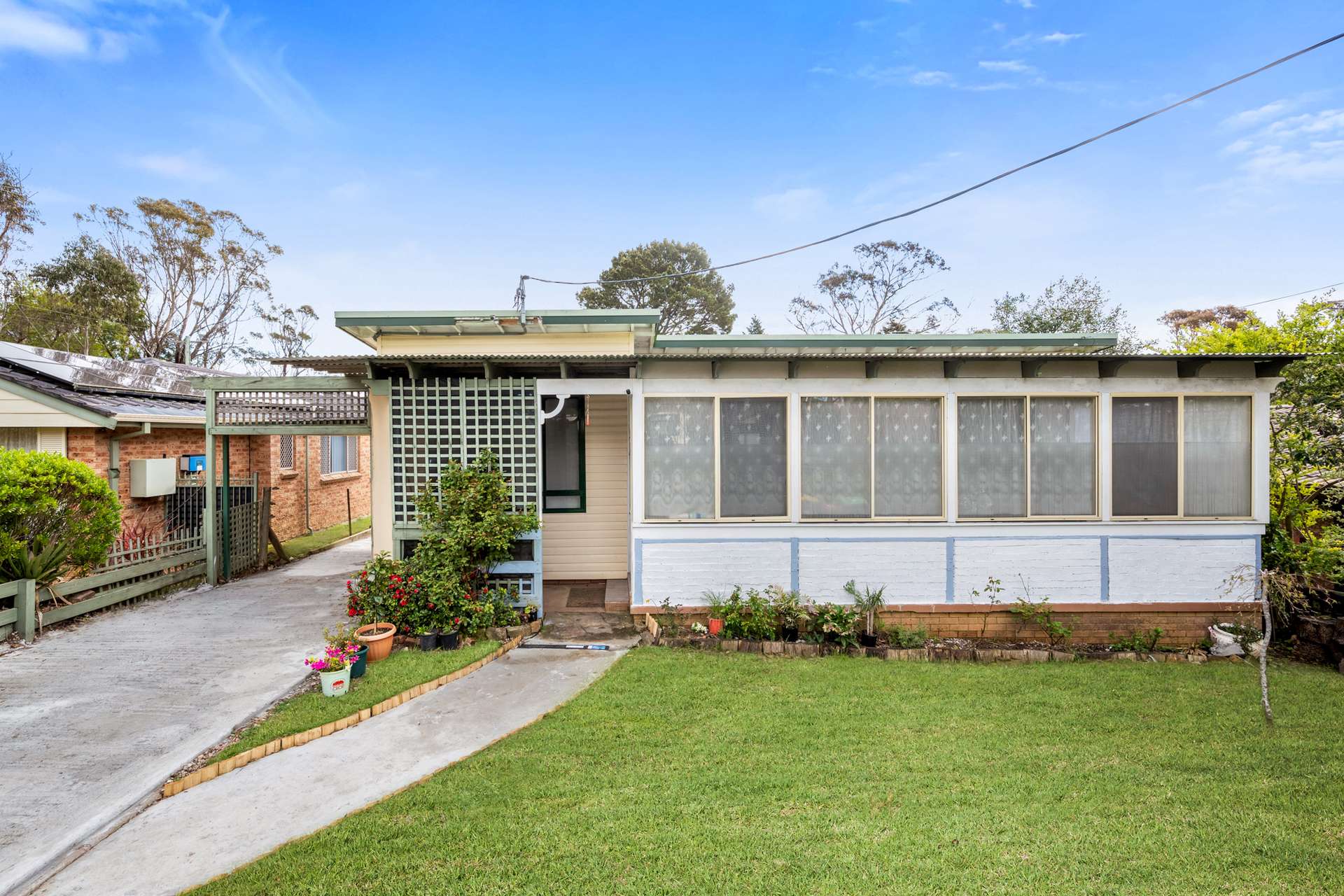 24 Paris Parade, Katoomba, NSW 2780 AUS