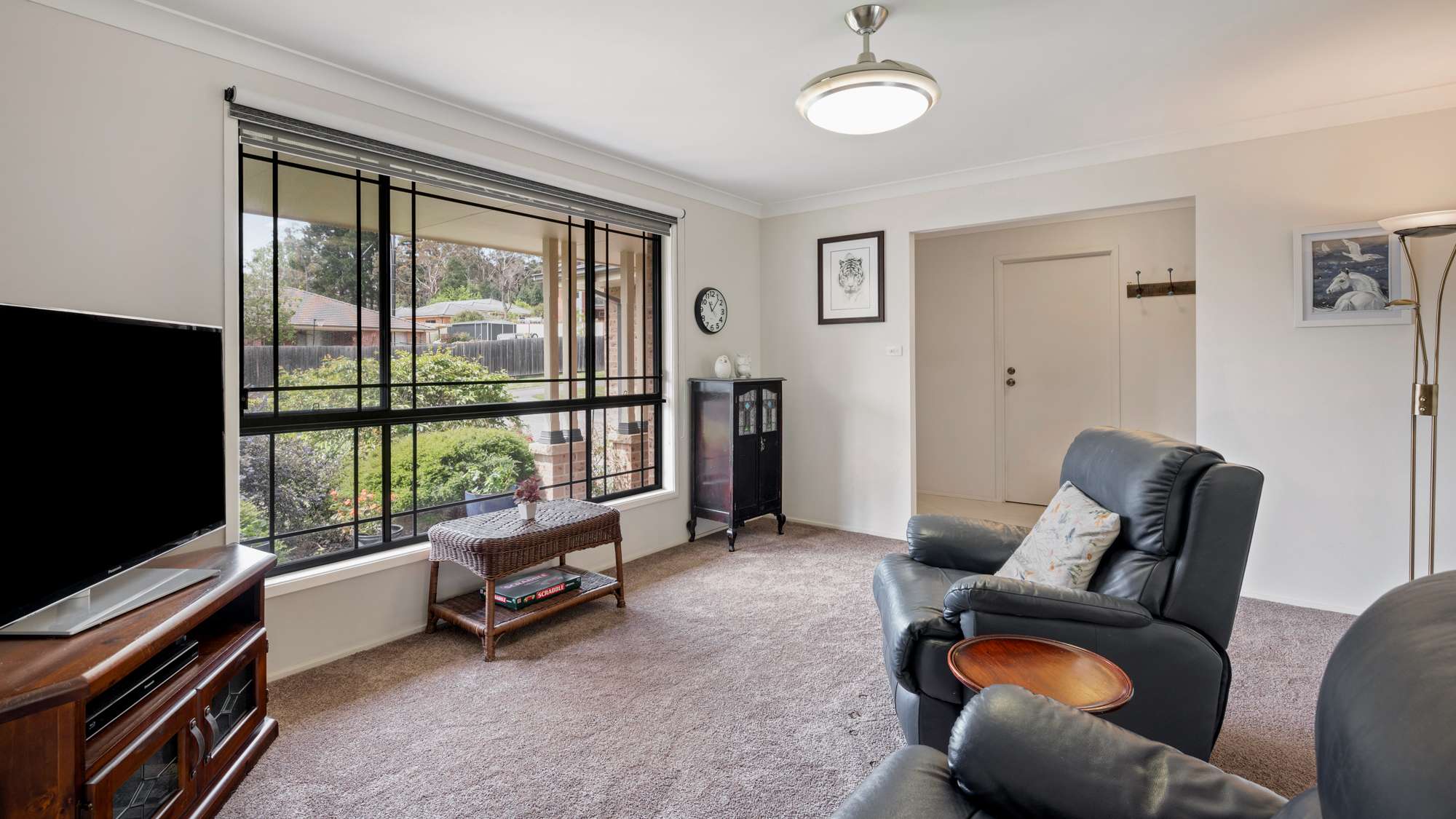 19 Log Bridge Place, Hazelbrook, NSW 2779 AUS