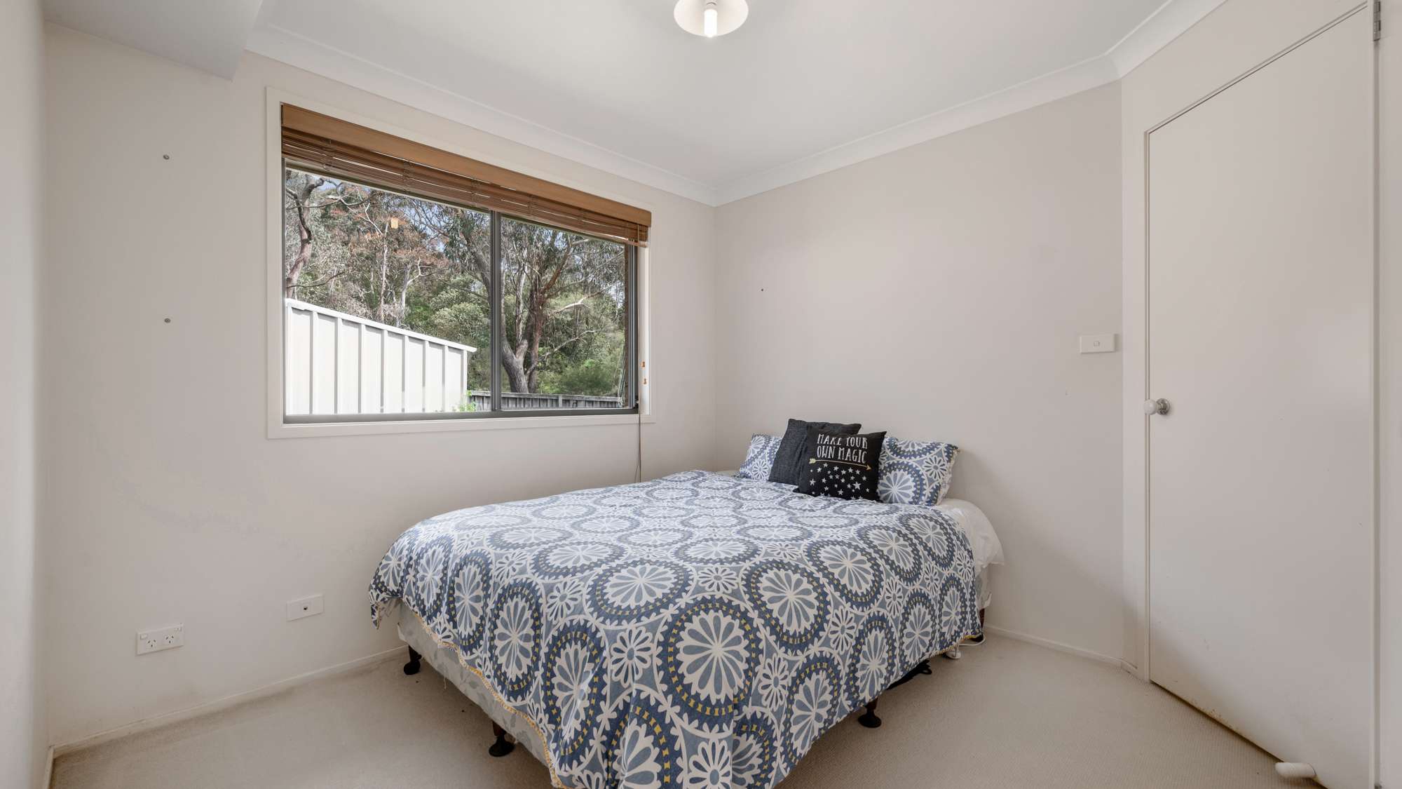 19 Log Bridge Place, Hazelbrook, NSW 2779 AUS