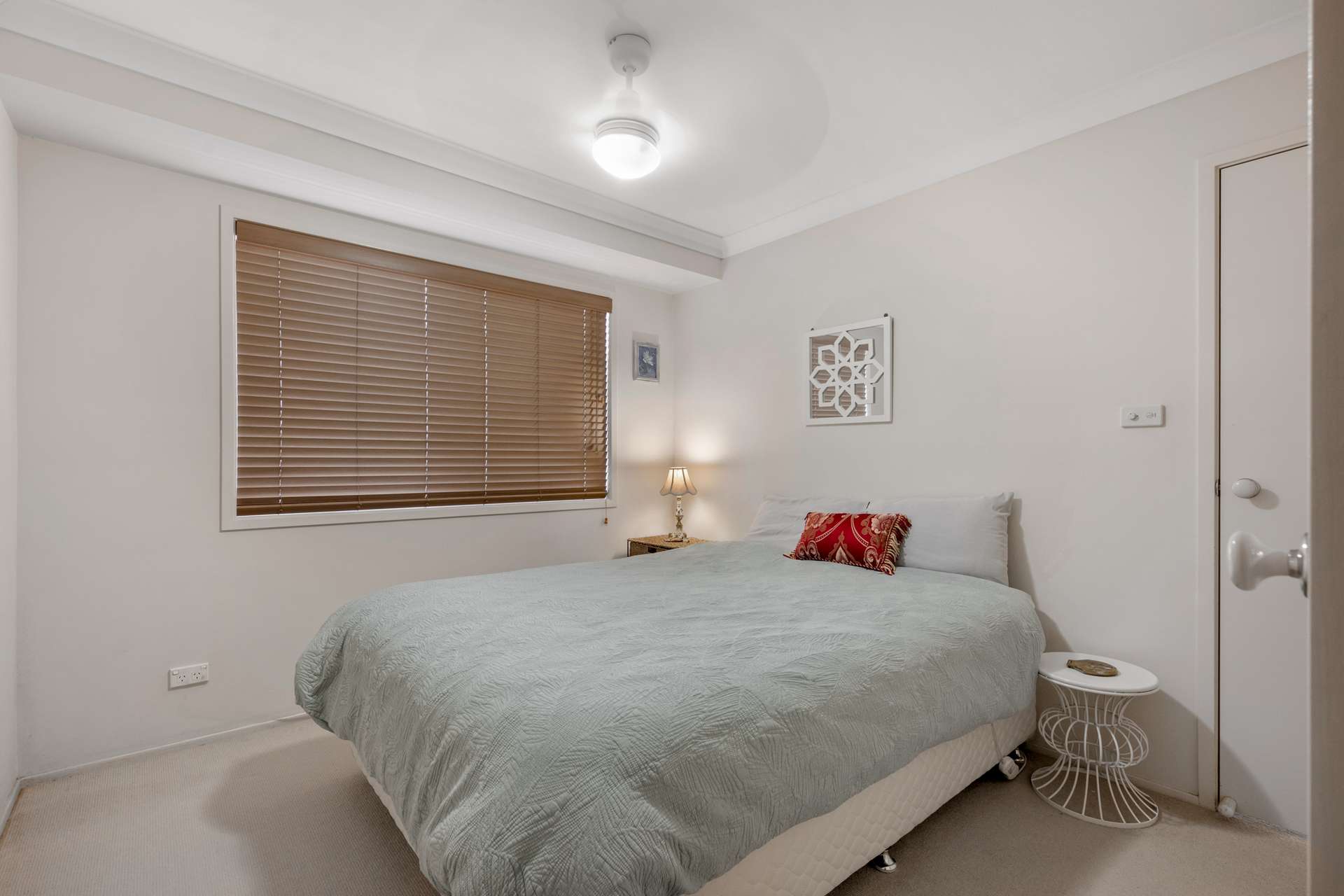 19 Log Bridge Place, Hazelbrook, NSW 2779 AUS