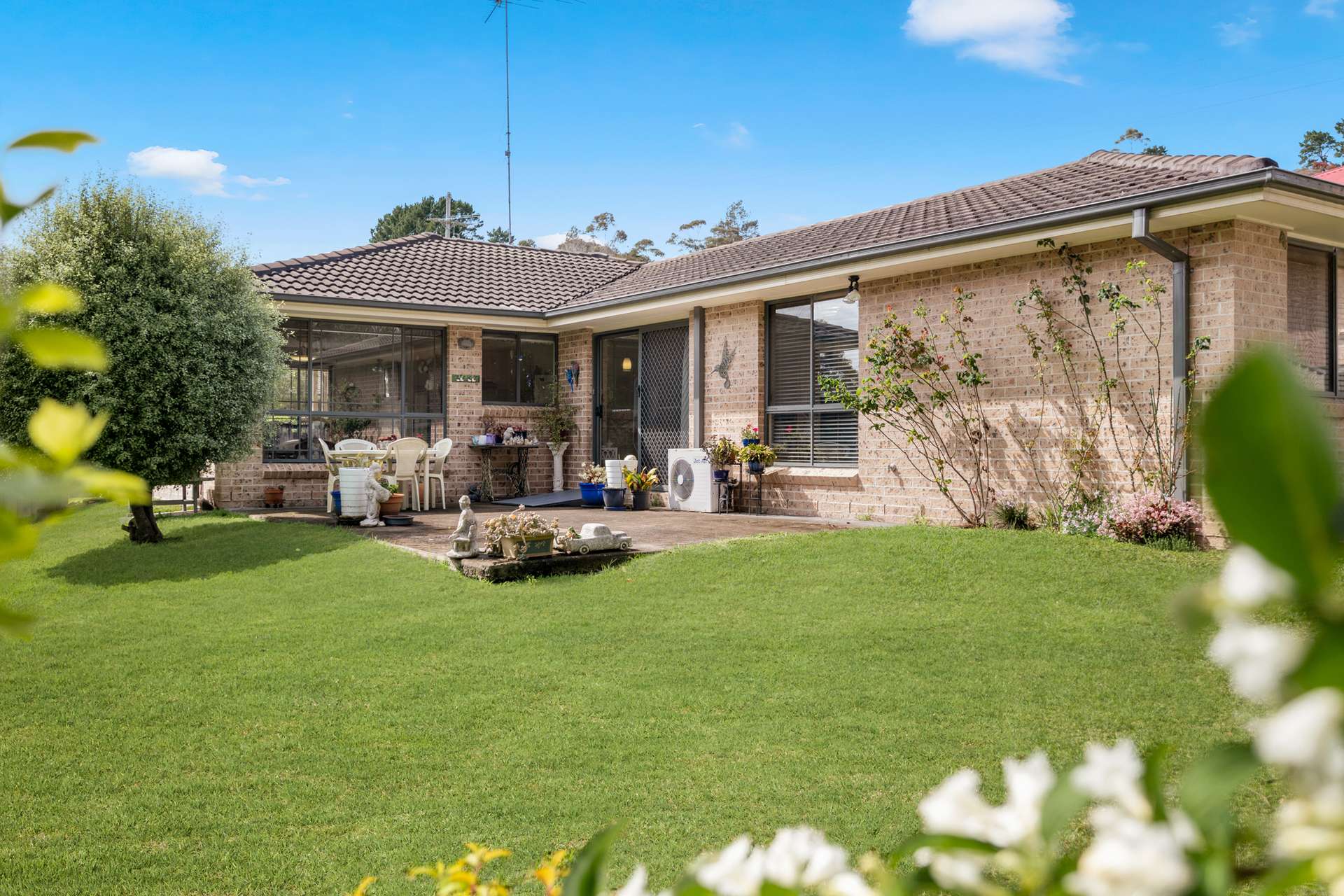 19 Log Bridge Place, Hazelbrook, NSW 2779 AUS