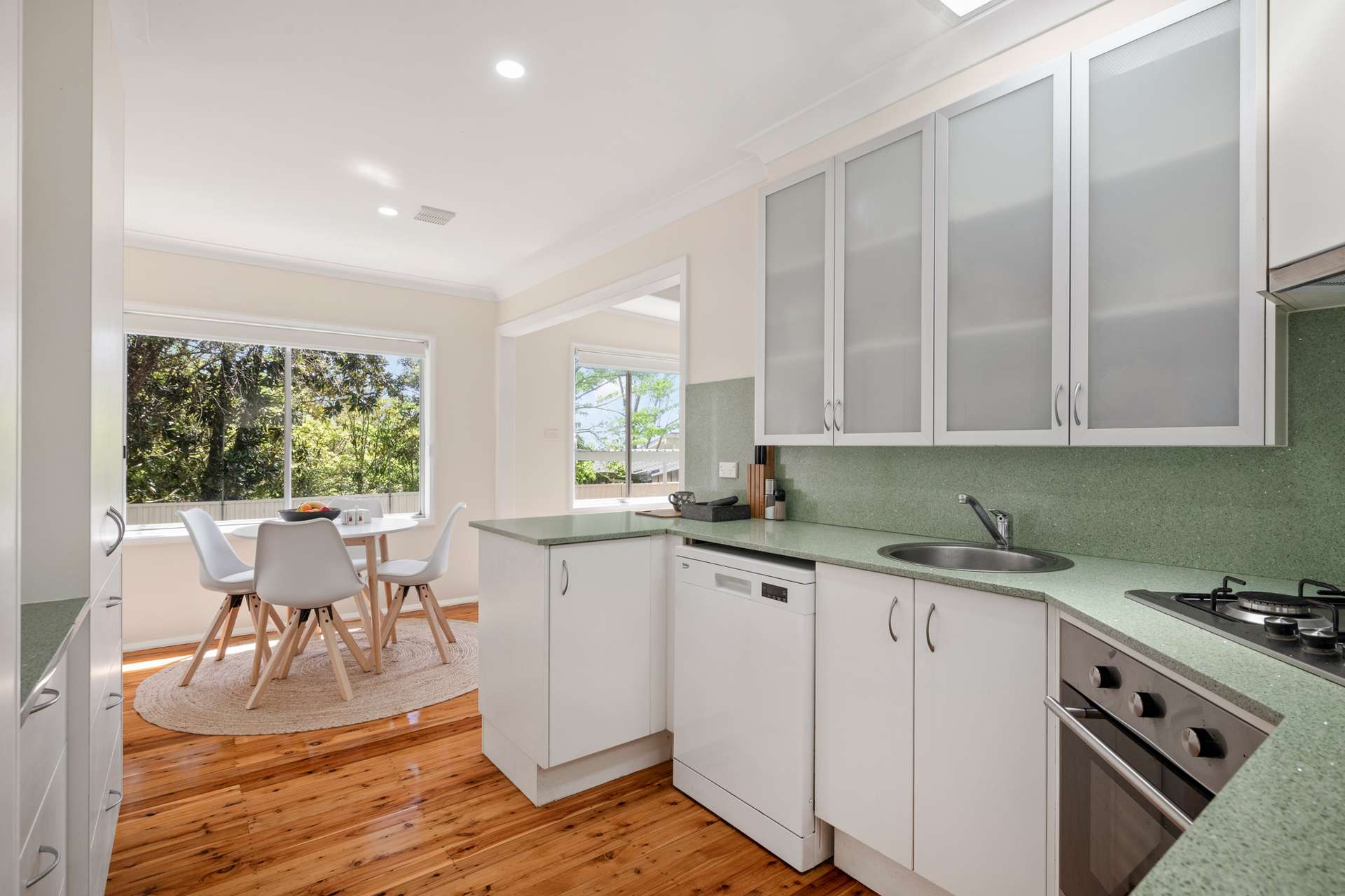 15 Glenfarne Parade, Lawson, NSW 2783 AUS