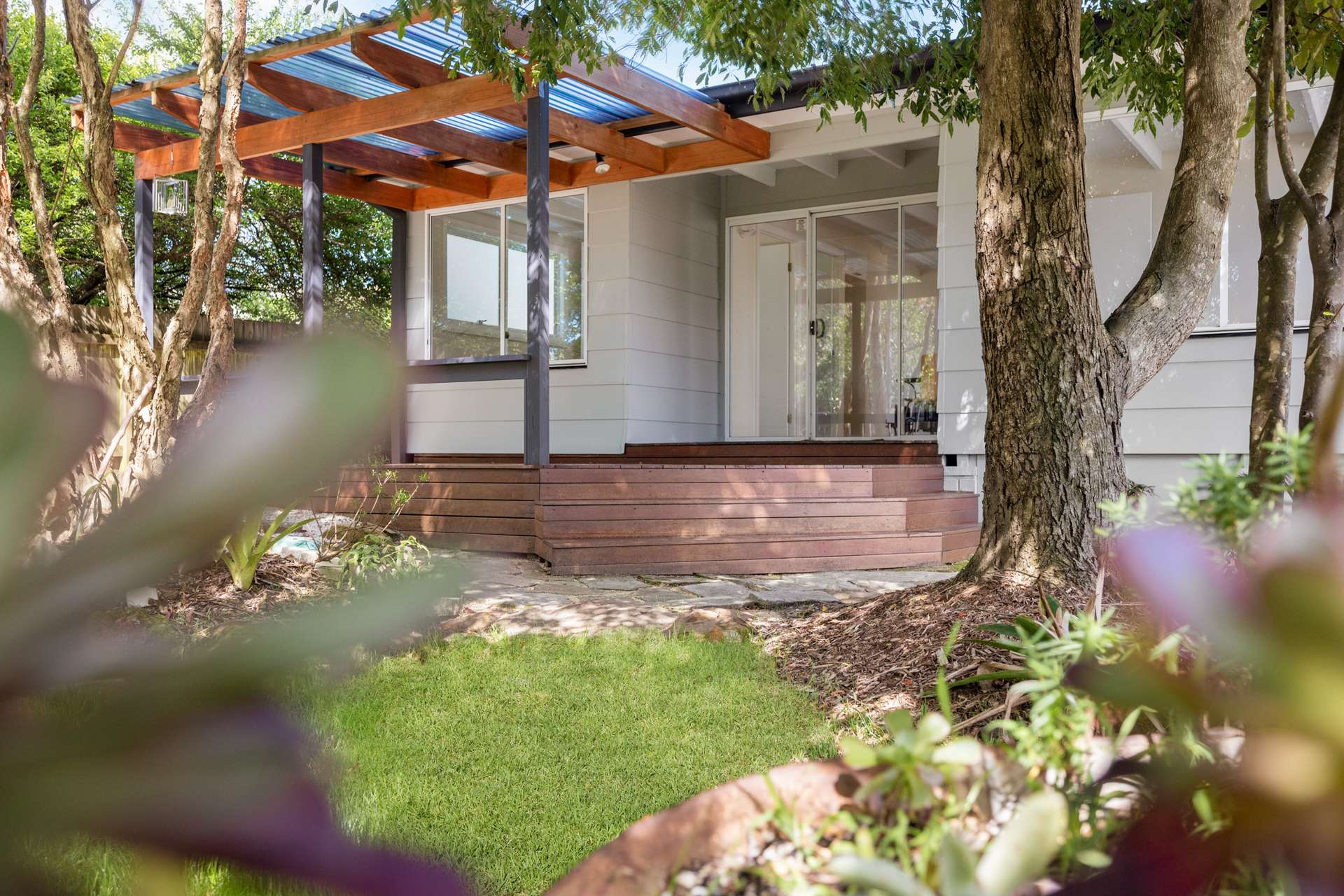 15 Glenfarne Parade, Lawson, NSW 2783 AUS