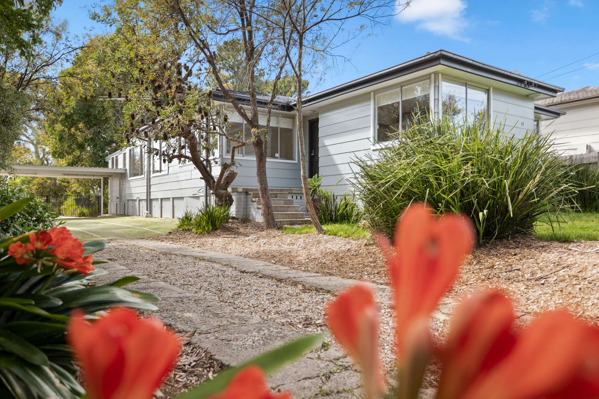 15 Glenfarne Parade, Lawson, NSW 2783 AUS