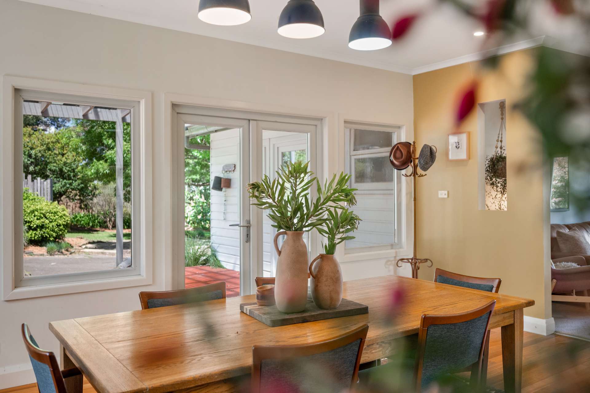 11 St Georges Parade, Wentworth Falls, NSW 2782 AUS