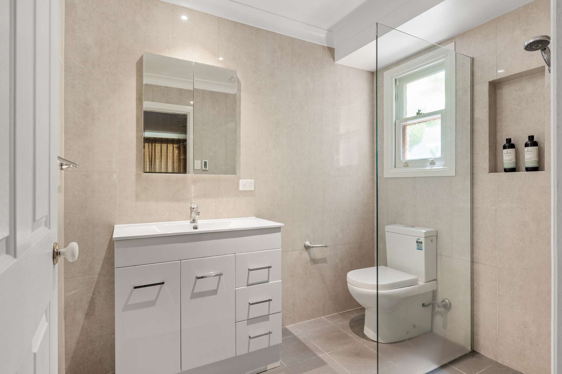 10 Olympian Parade, Leura, NSW 2780 AUS