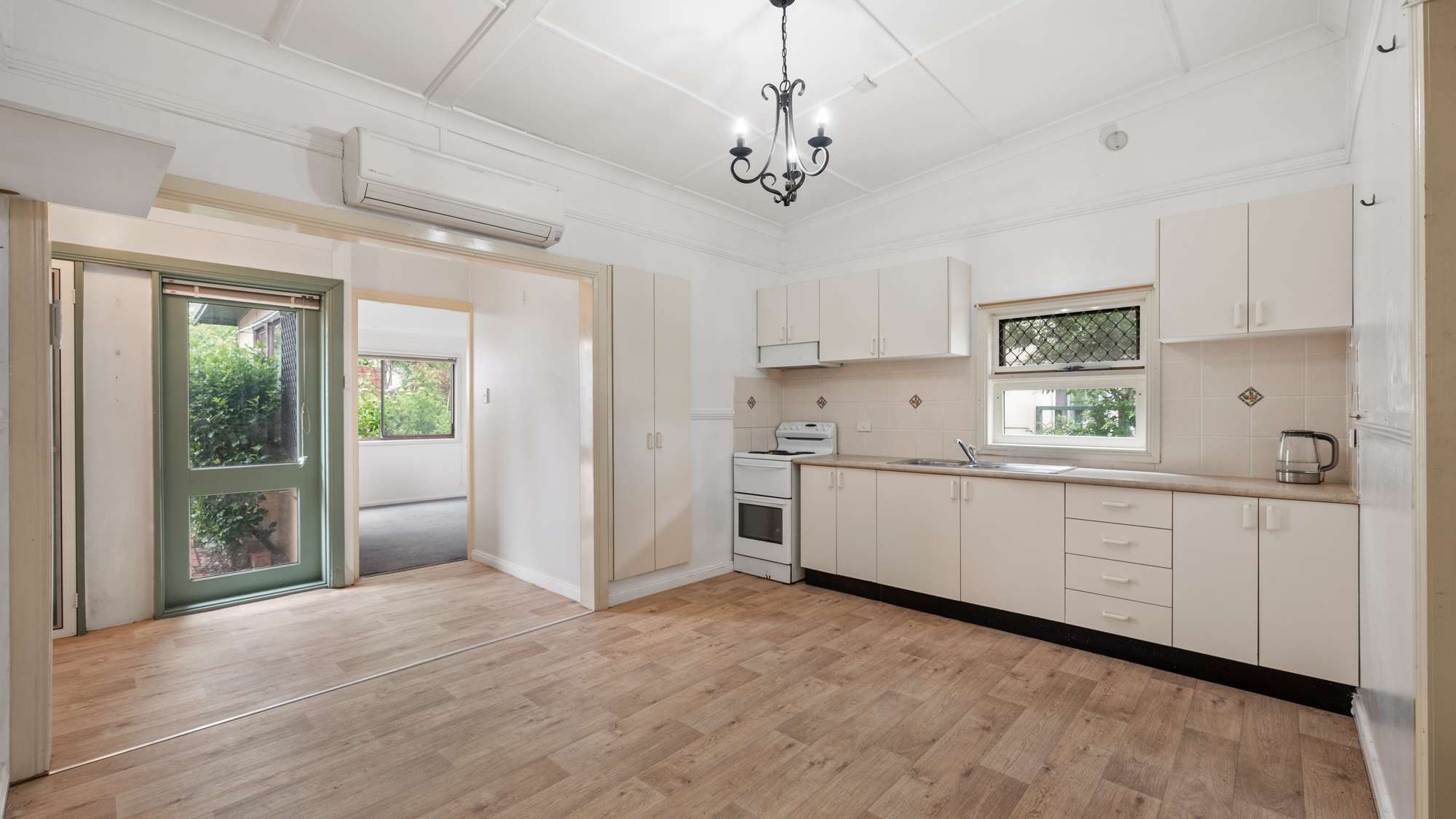 358 Great Western Highway, Bullaburra, NSW 2784 AUS