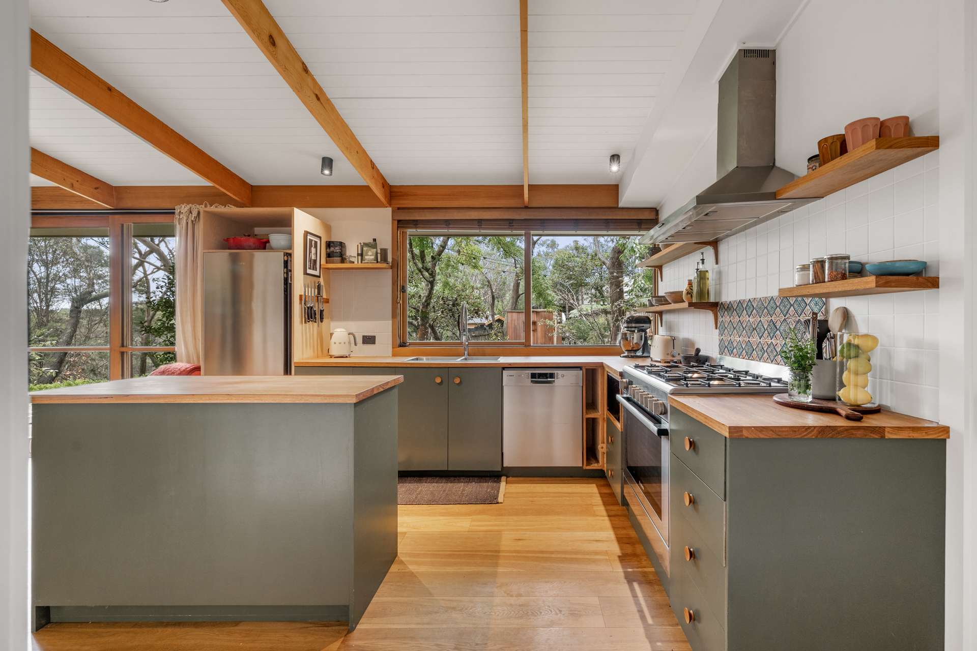 68 Queens Road, Leura, NSW 2780 AUS