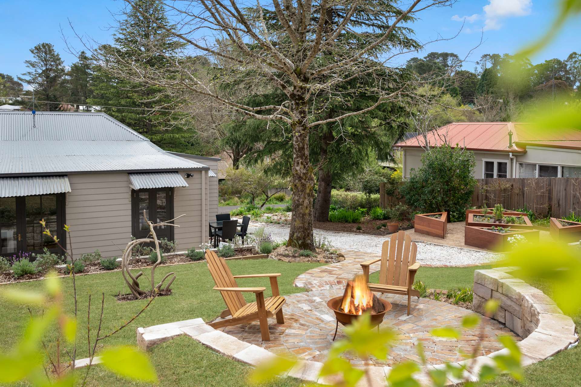 16 Spencer Street, Leura, NSW 2780 AUS