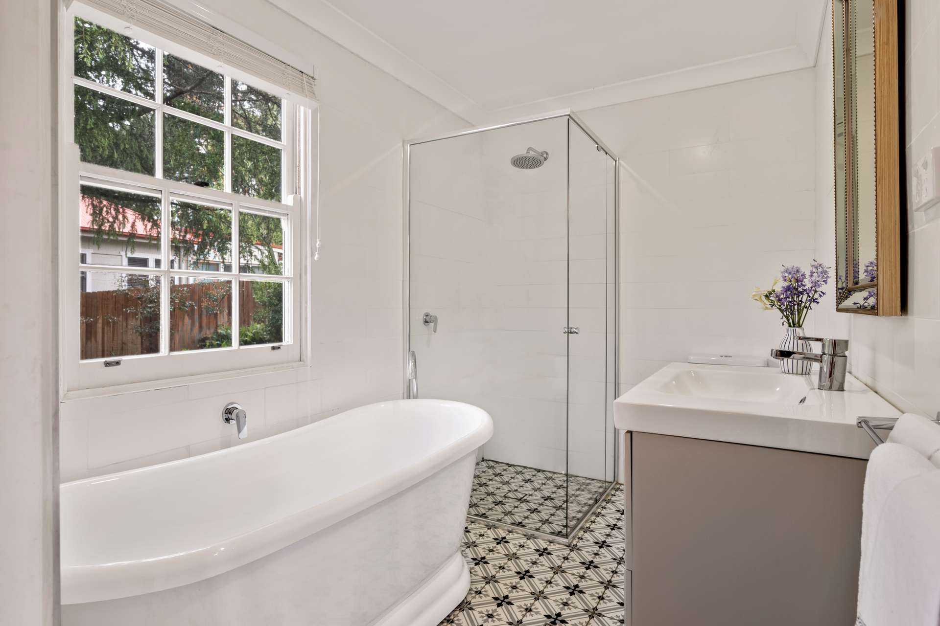 16 Spencer Street, Leura, NSW 2780 AUS