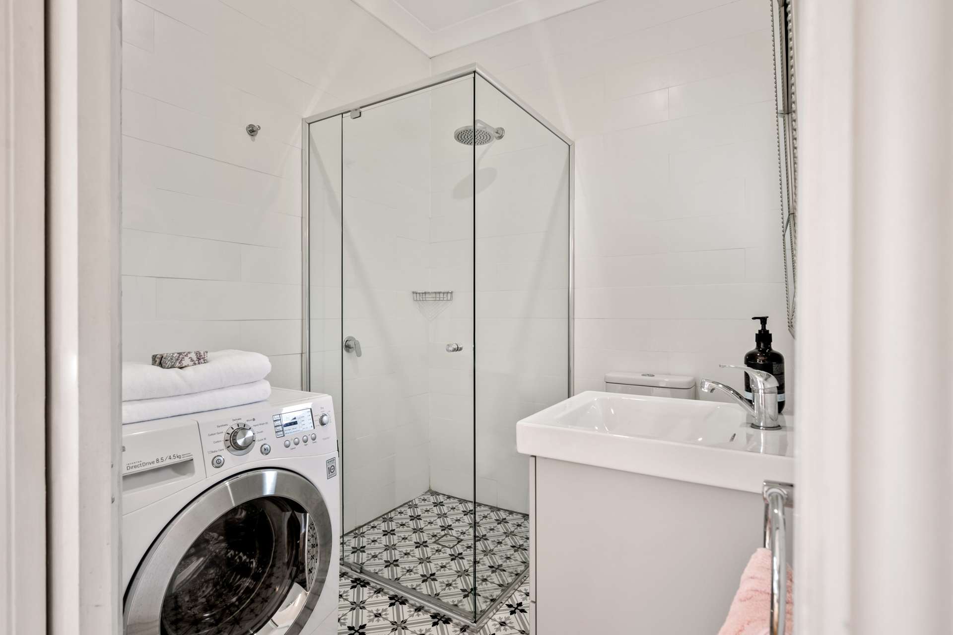 16 Spencer Street, Leura, NSW 2780 AUS