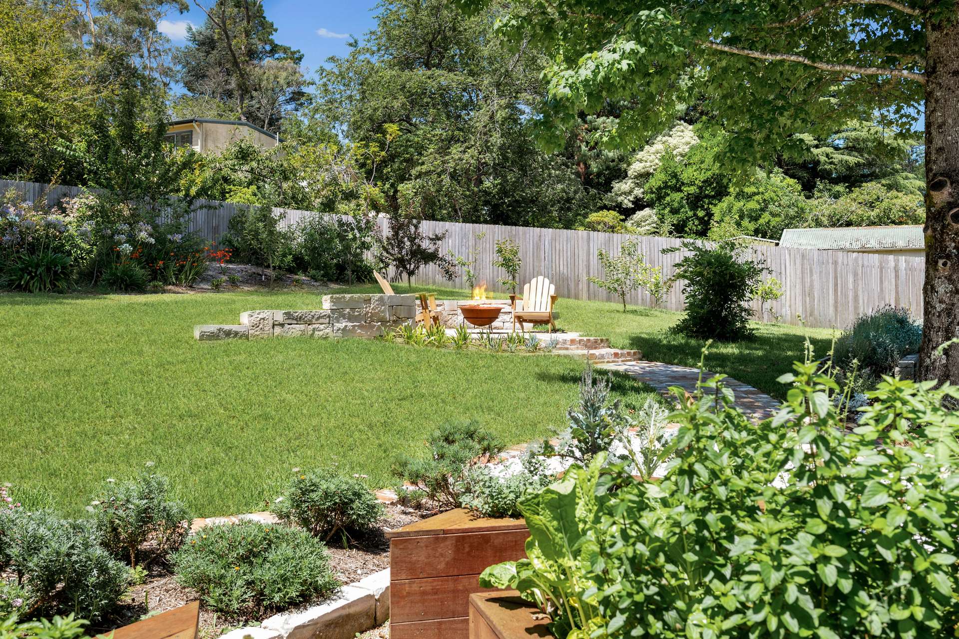 16 Spencer Street, Leura, NSW 2780 AUS